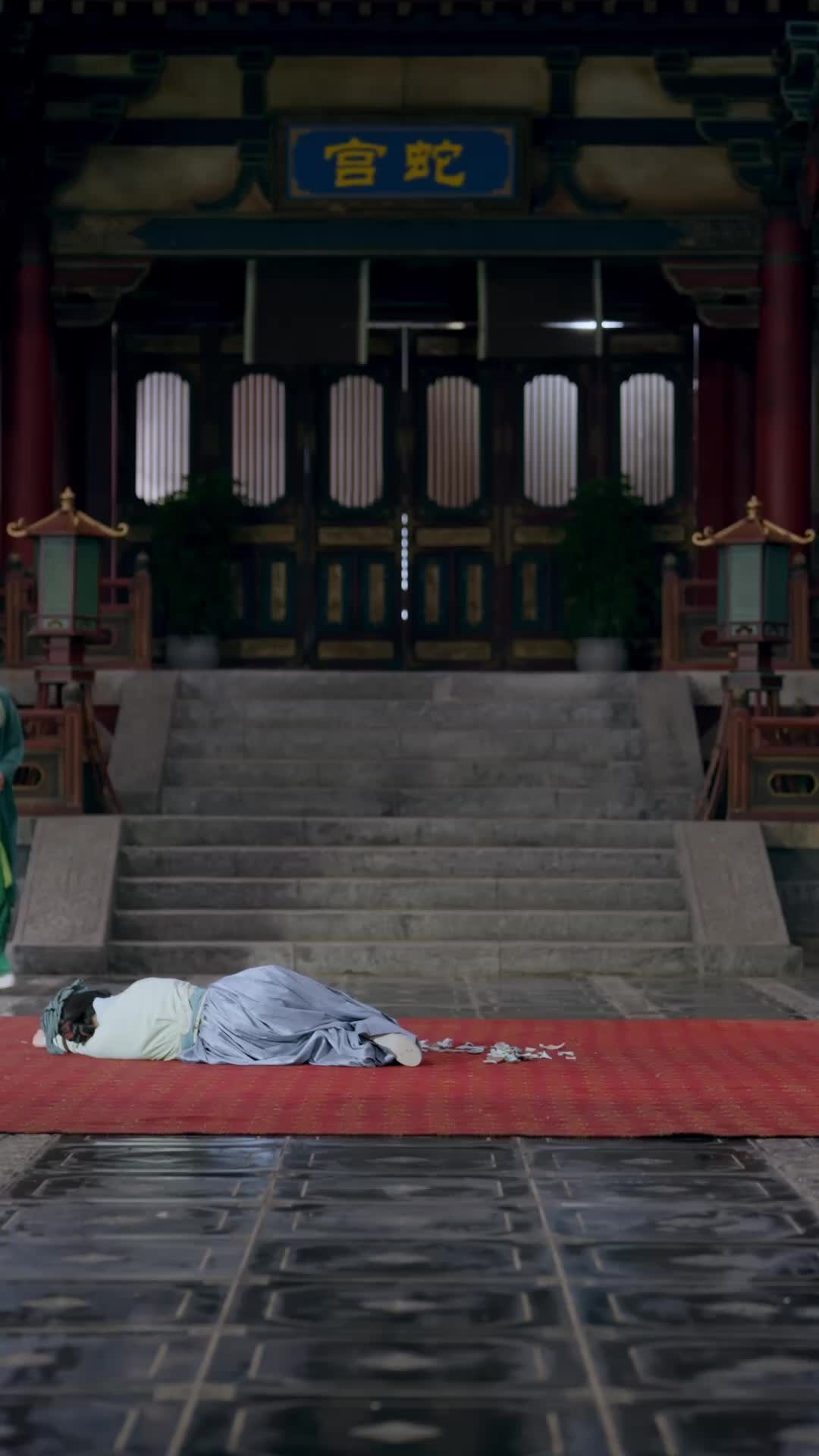 Episode 46 of The Serpent Lord Wraps Her Close