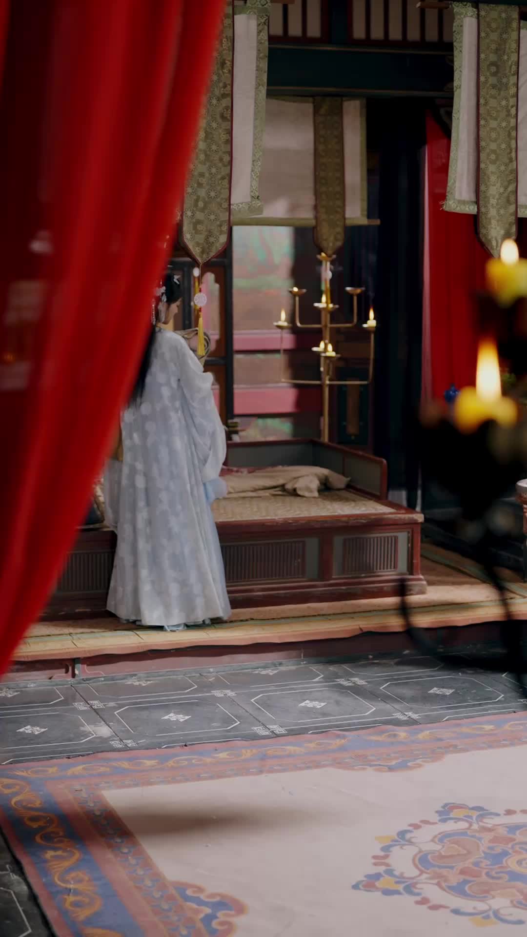 Episode 55 of The Serpent Lord Wraps Her Close