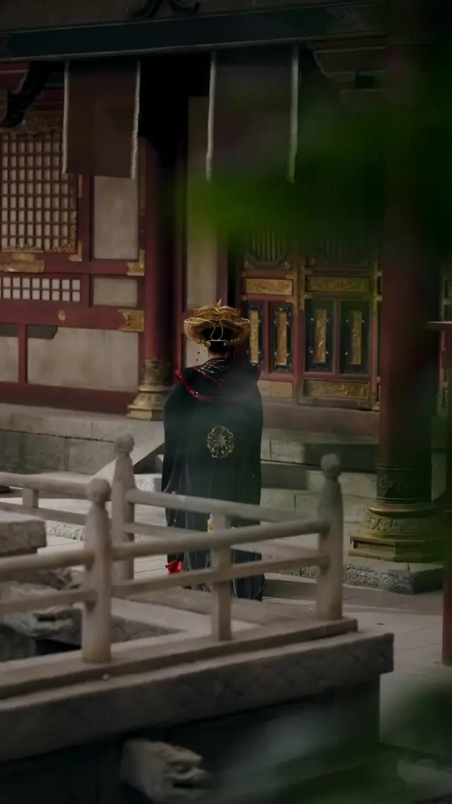 Episode 56 of The Serpent Lord Wraps Her Close