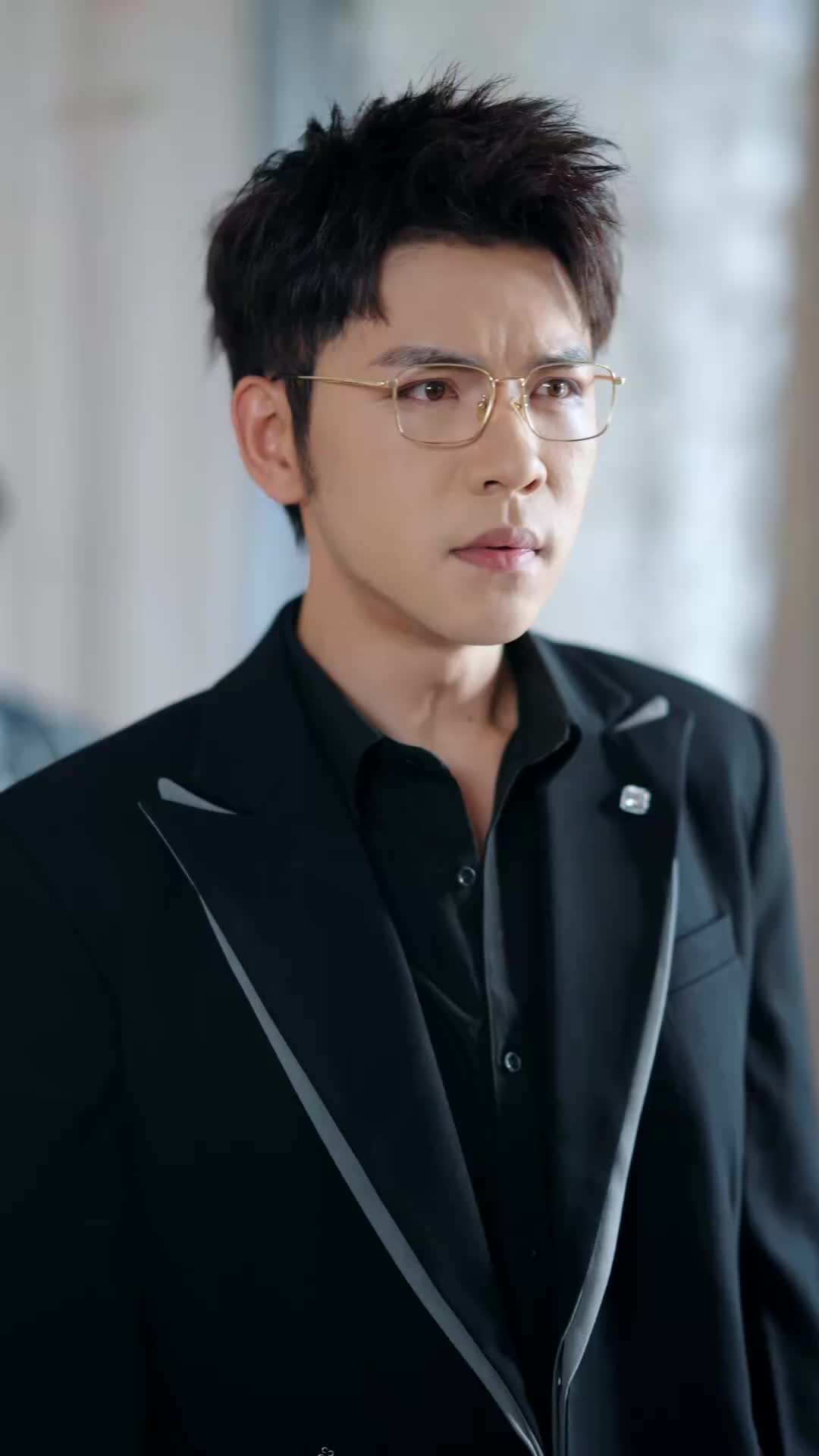 Episode 16 of The Sterile Heir and the Beast
