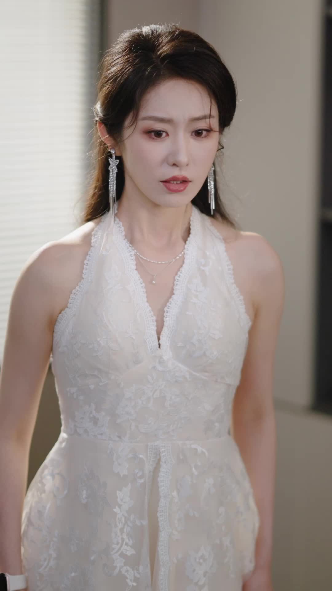 Episode 17 of The Substitute Bride and Her Blind CEO