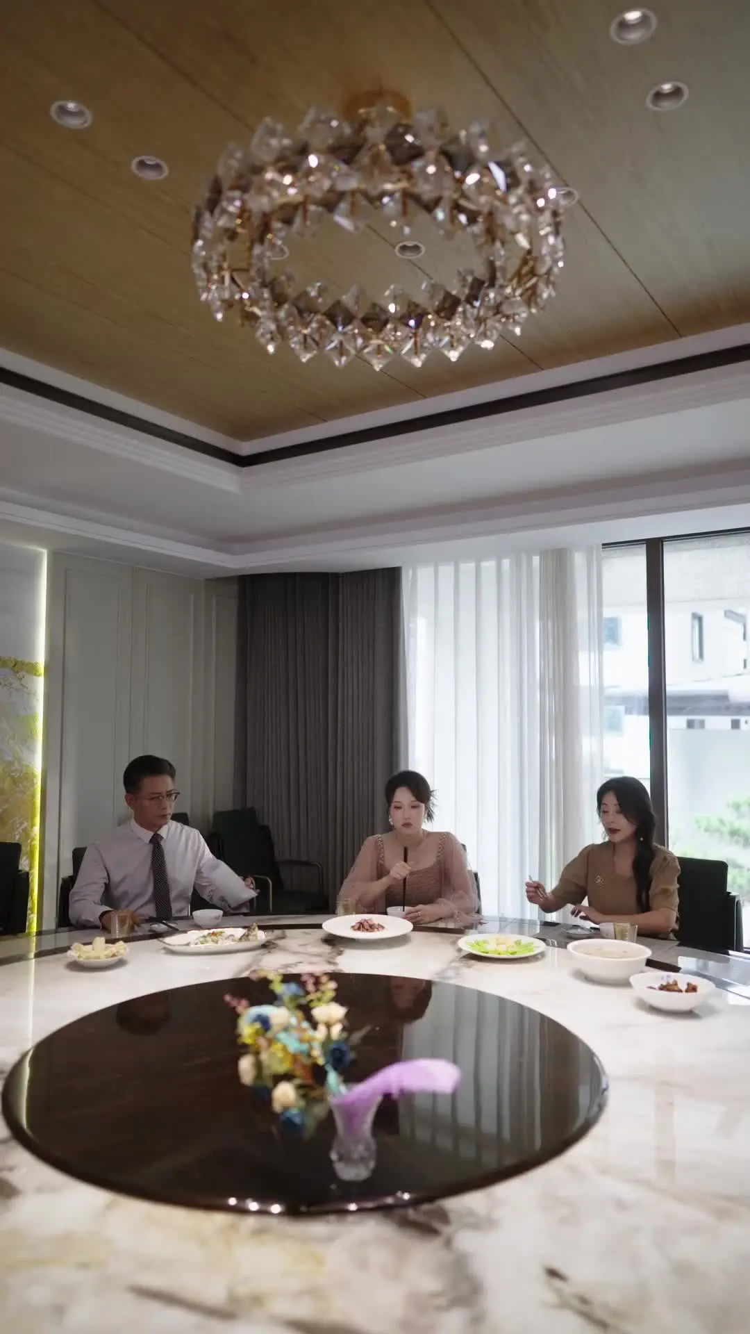 Episode 55 of The Substitute Bride and Her Blind CEO