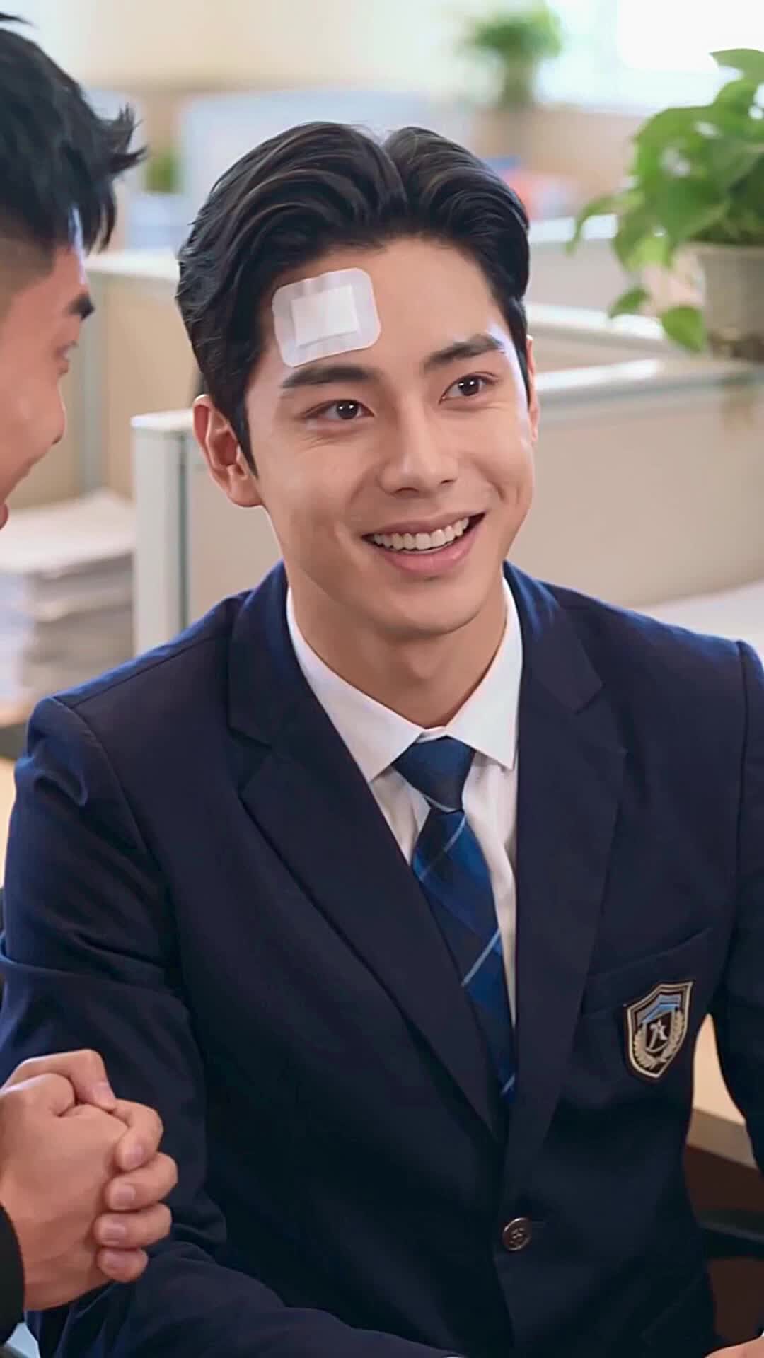 Episode 9 of The Top Student Is a Mob Boss