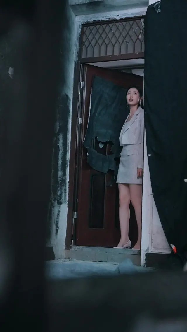 Episode 31 of The Ugly Heiress's Try