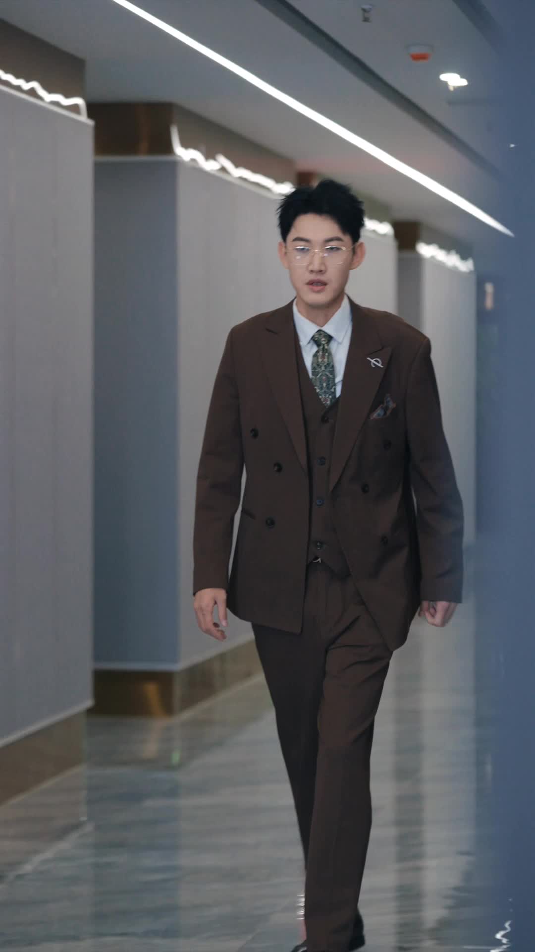 Episode 33 of The Ugly Heiress's Try