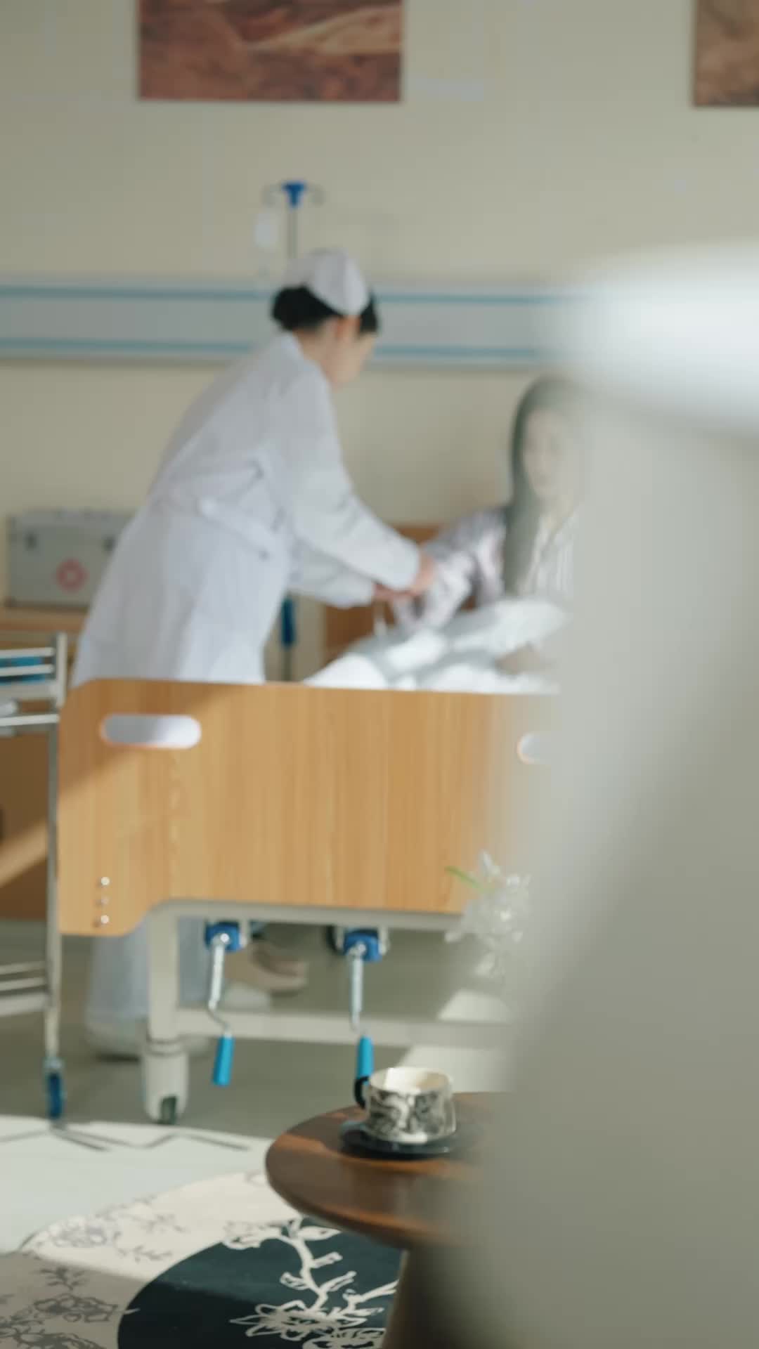 Episode 1 of The Unseen Wife Became a Badass