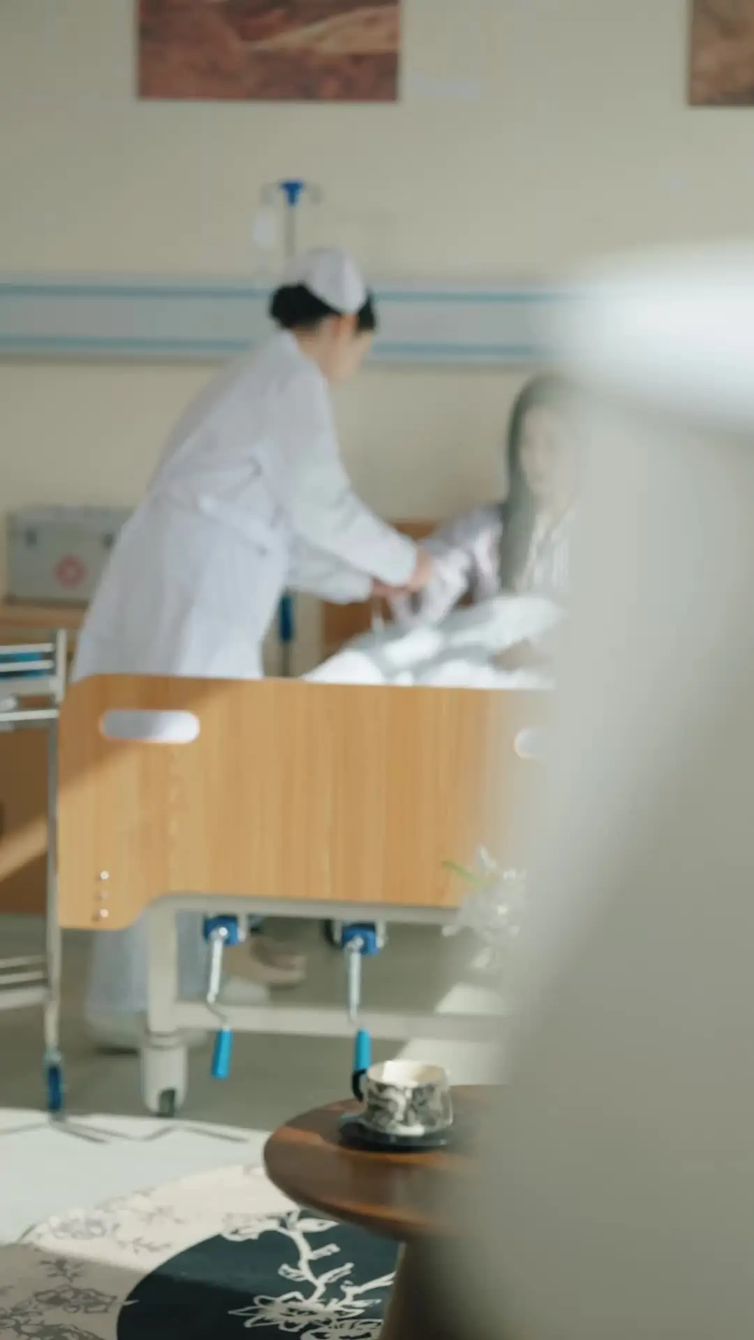 Episode 1 of The Unseen Wife Became a Badass