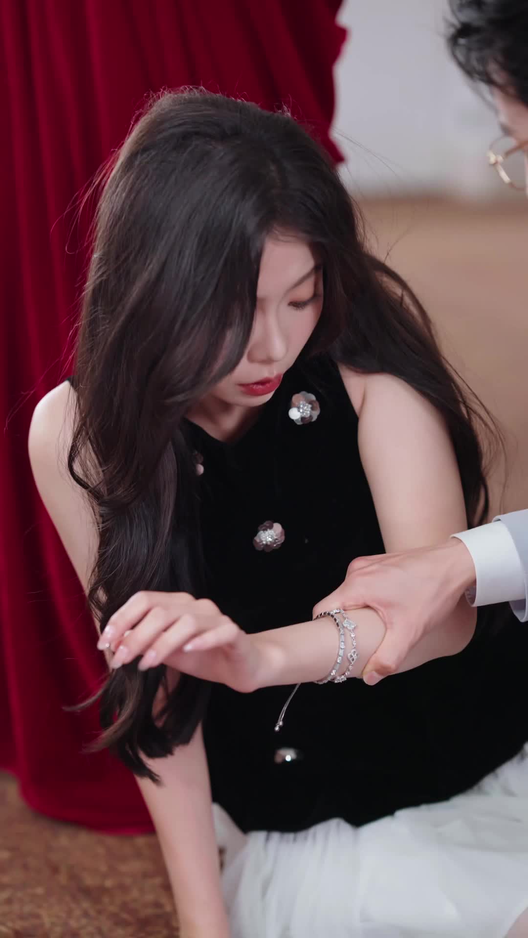 Episode 54 of The Villainess Turned Darling