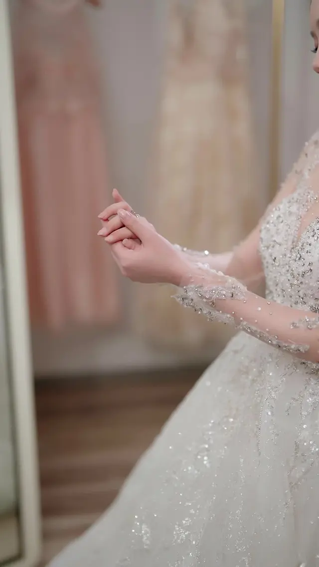 Episode 2 of The Wedding Crasher: Contract Love