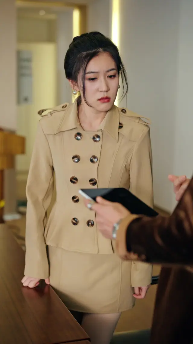 Episode 13 of The Wife Who Burned