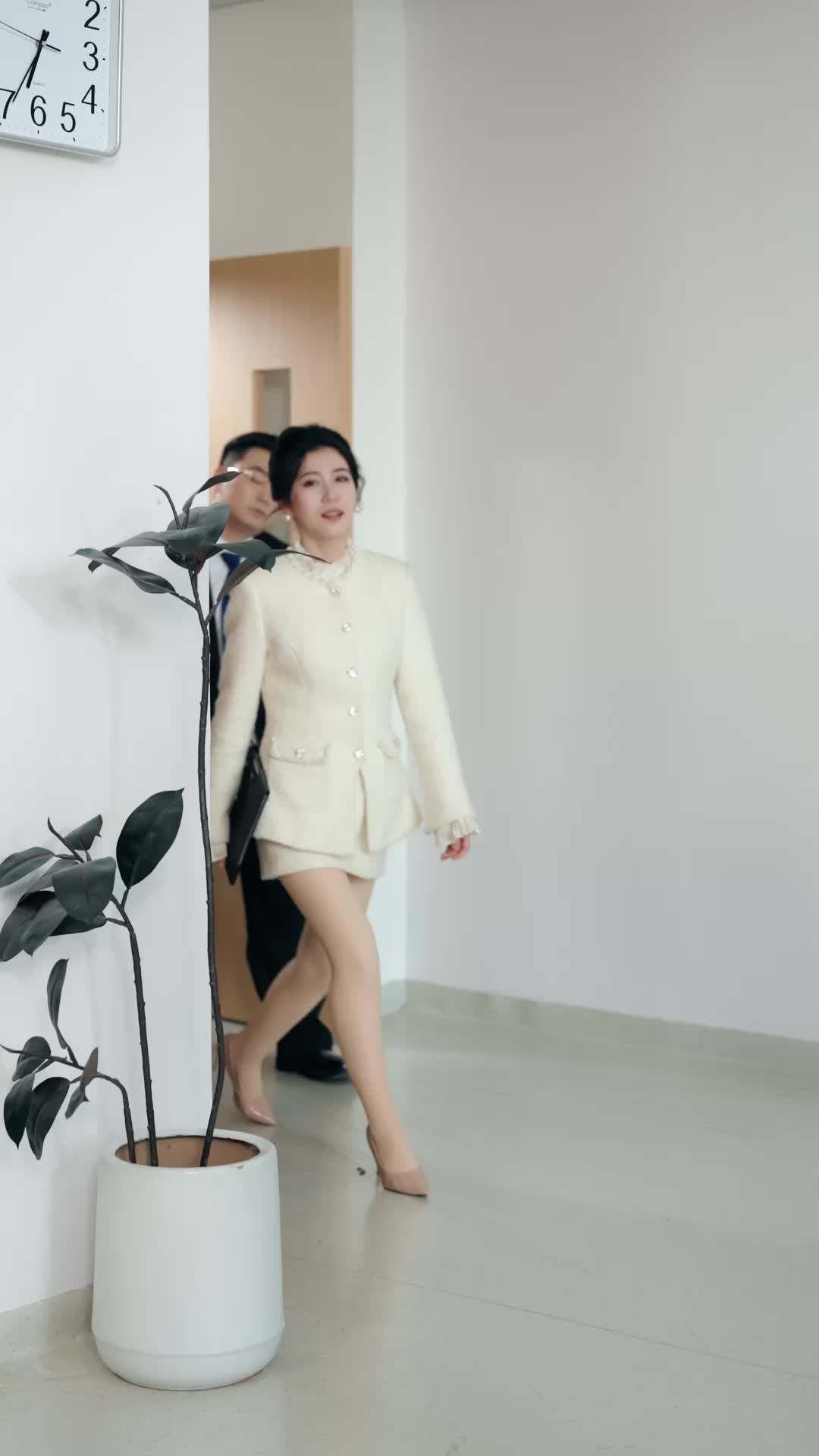 Episode 28 of The Wife Who Burned
