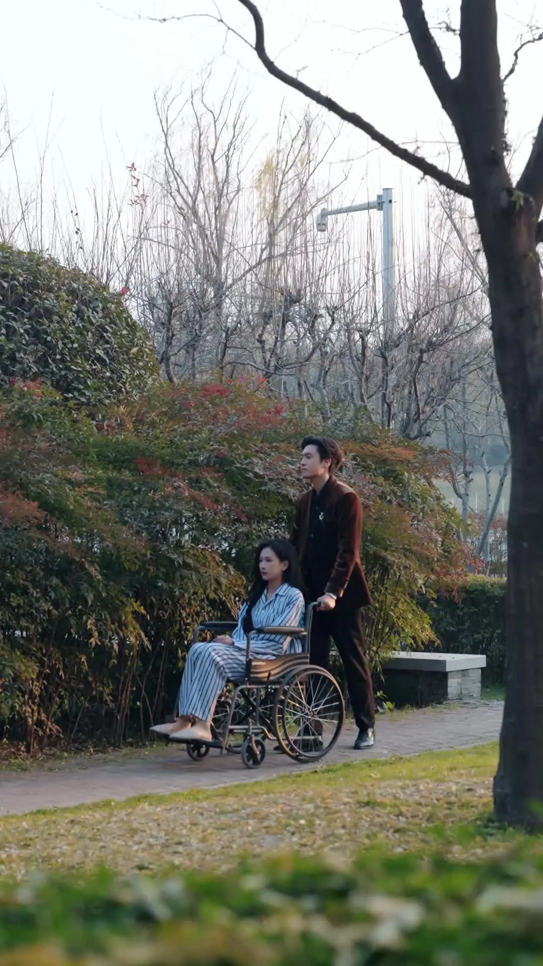Episode 33 of The Wife Who Burned