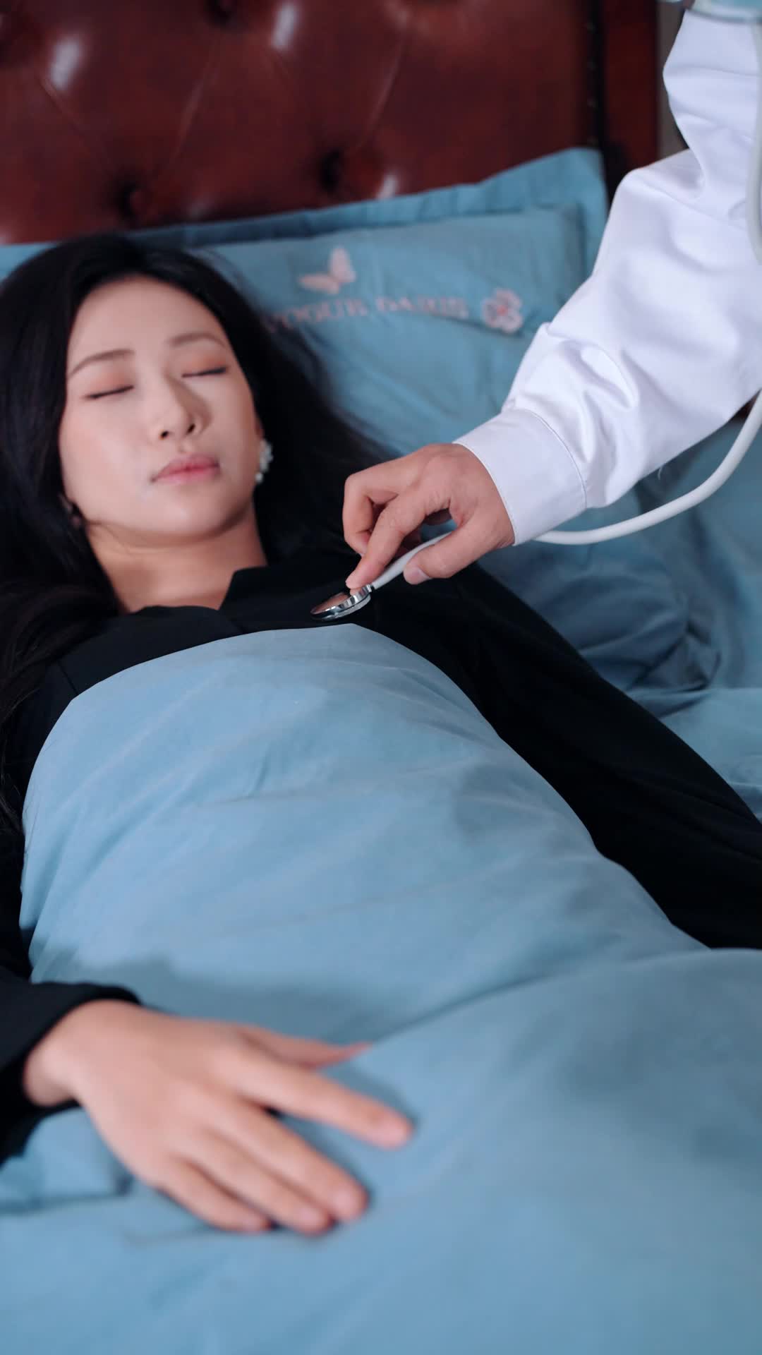 Episode 58 of The Wife Who Burned