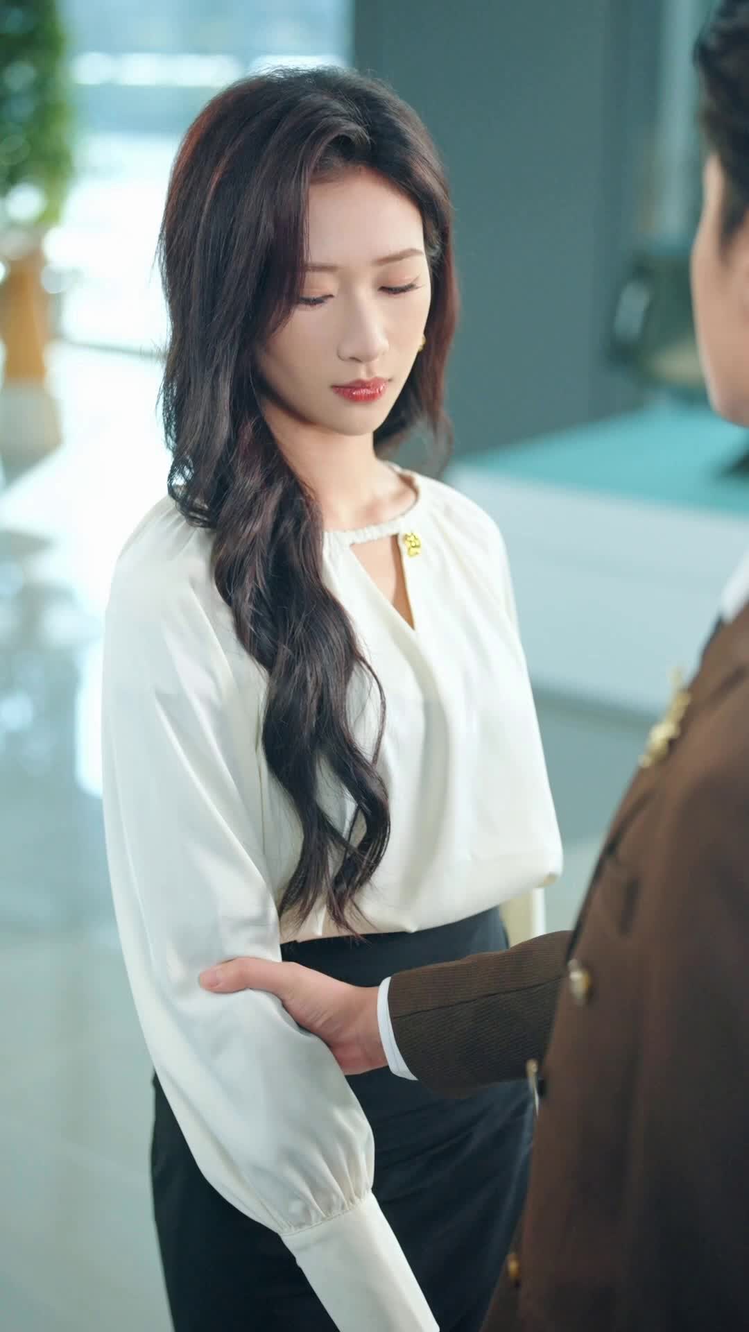Episode 6 of The Wife Who Burned