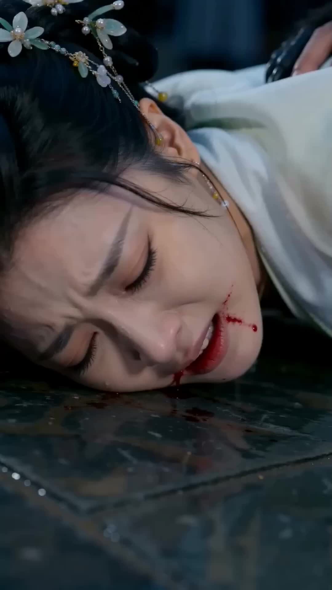 Episode 10 of The Wolf King’s Runaway Queen