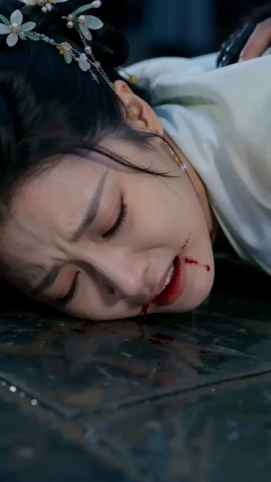 Episode 10 of The Wolf King’s Runaway Queen
