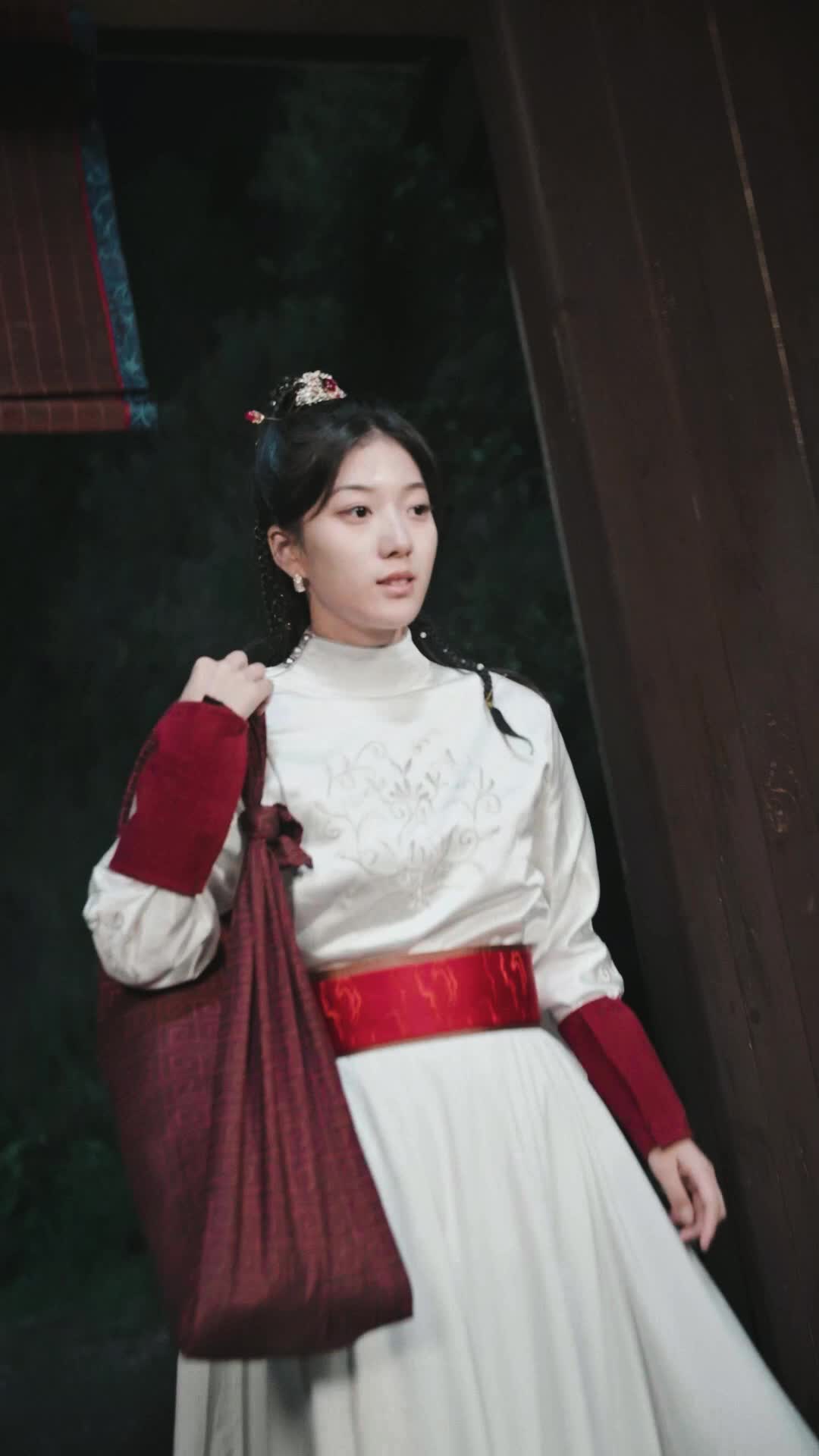 Episode 30 of This Girl Is a Martial Master