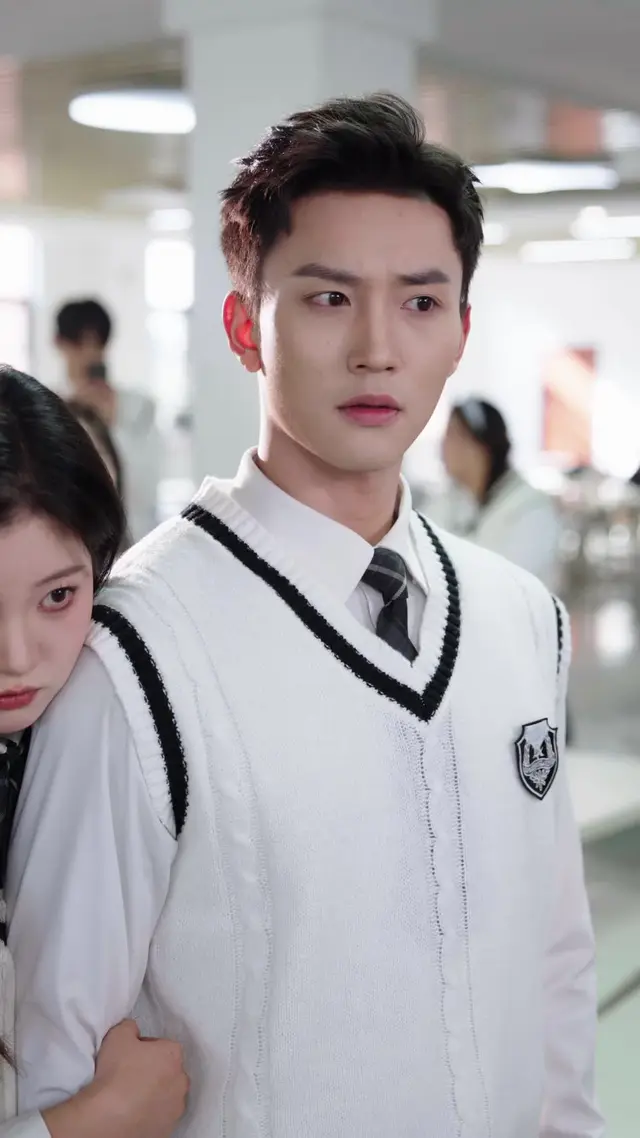 Episode 12 of Three Brothers Spoil the Villainess