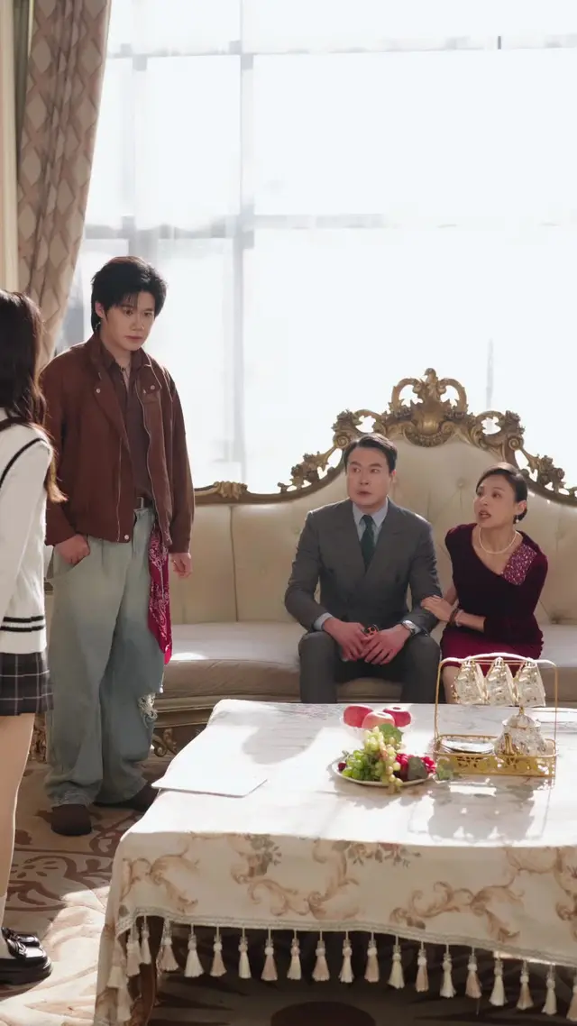 Episode 18 of Three Brothers Spoil the Villainess