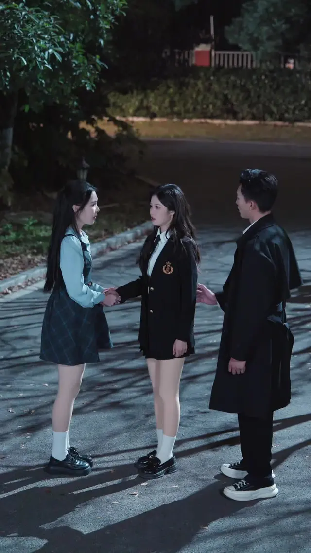 Episode 54 of Three Brothers Spoil the Villainess