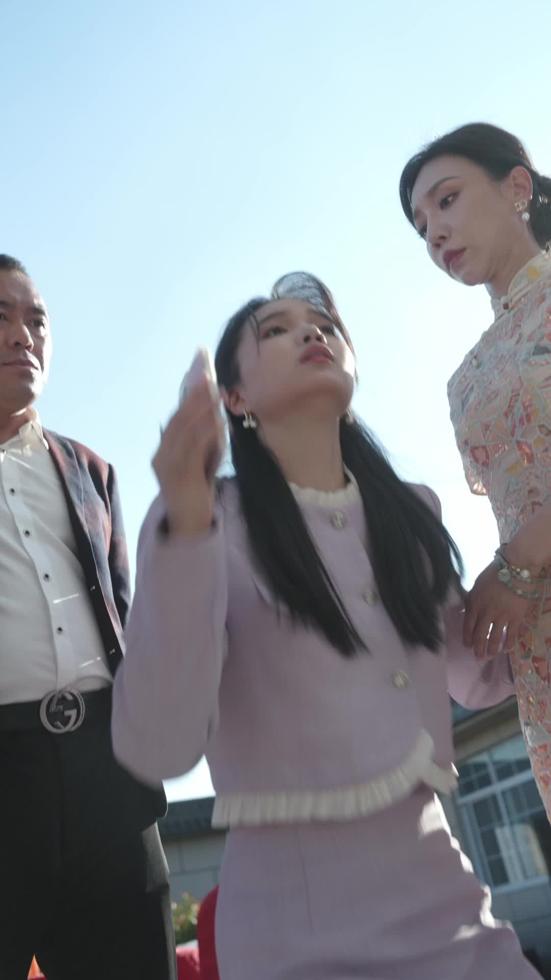 Episode 34 of Three Daughters Paying Homage