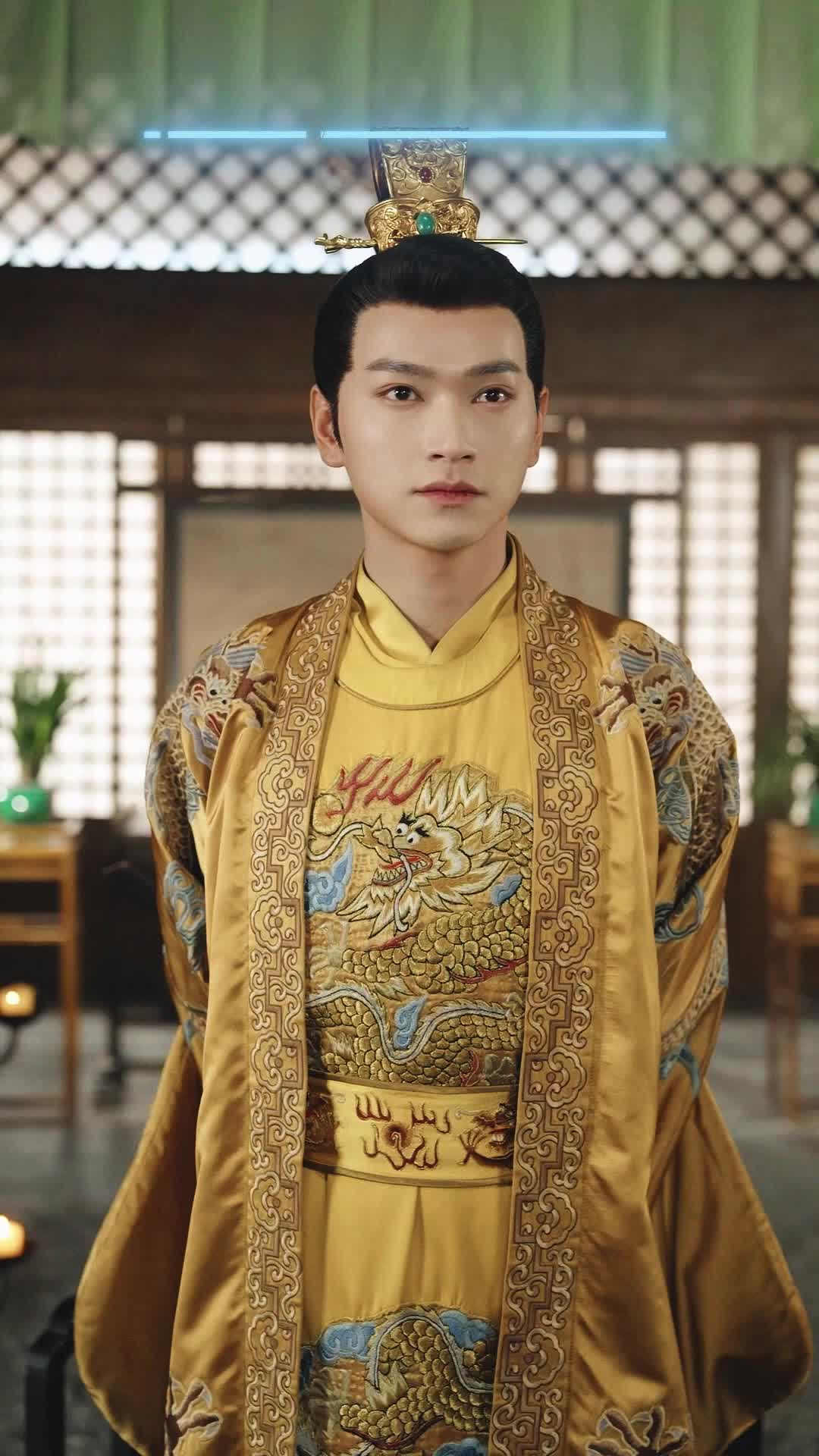 Episode 16 of Time-Traveled Emperor No More a Puppet