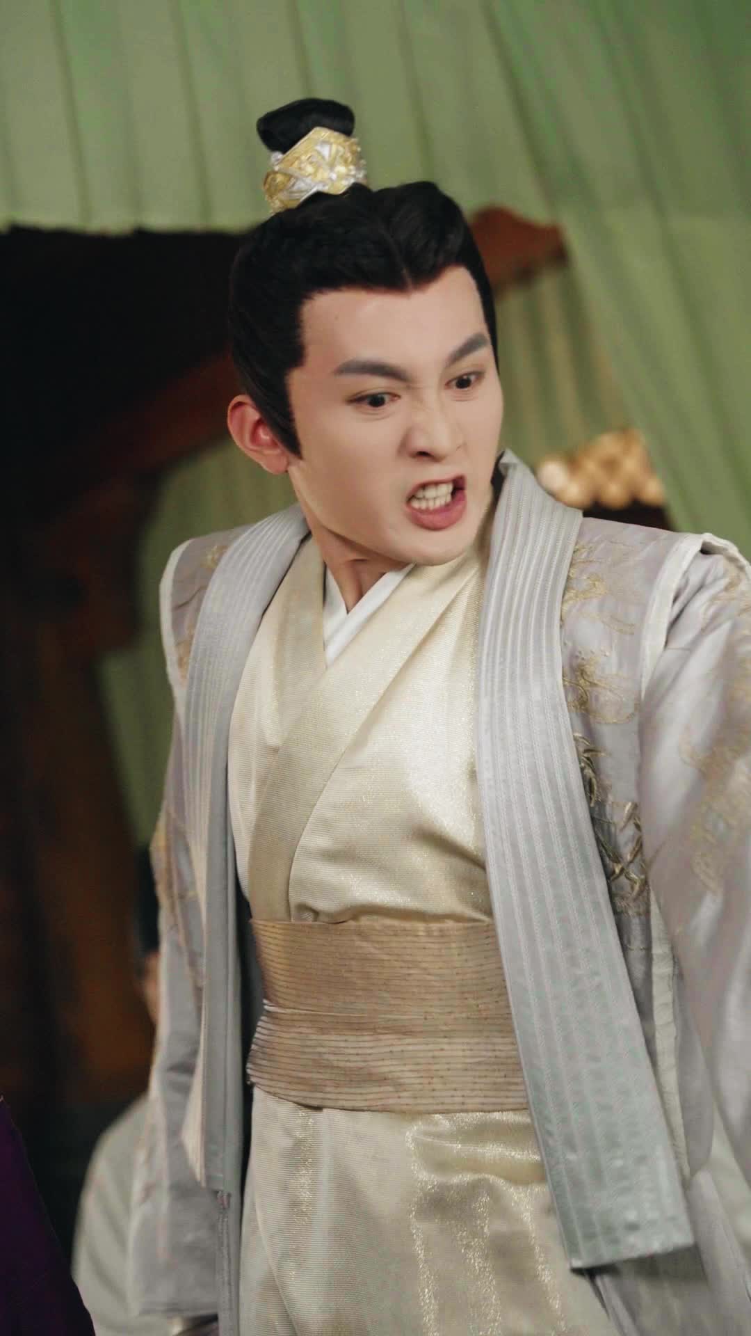 Episode 20 of Time-Traveled Emperor No More a Puppet