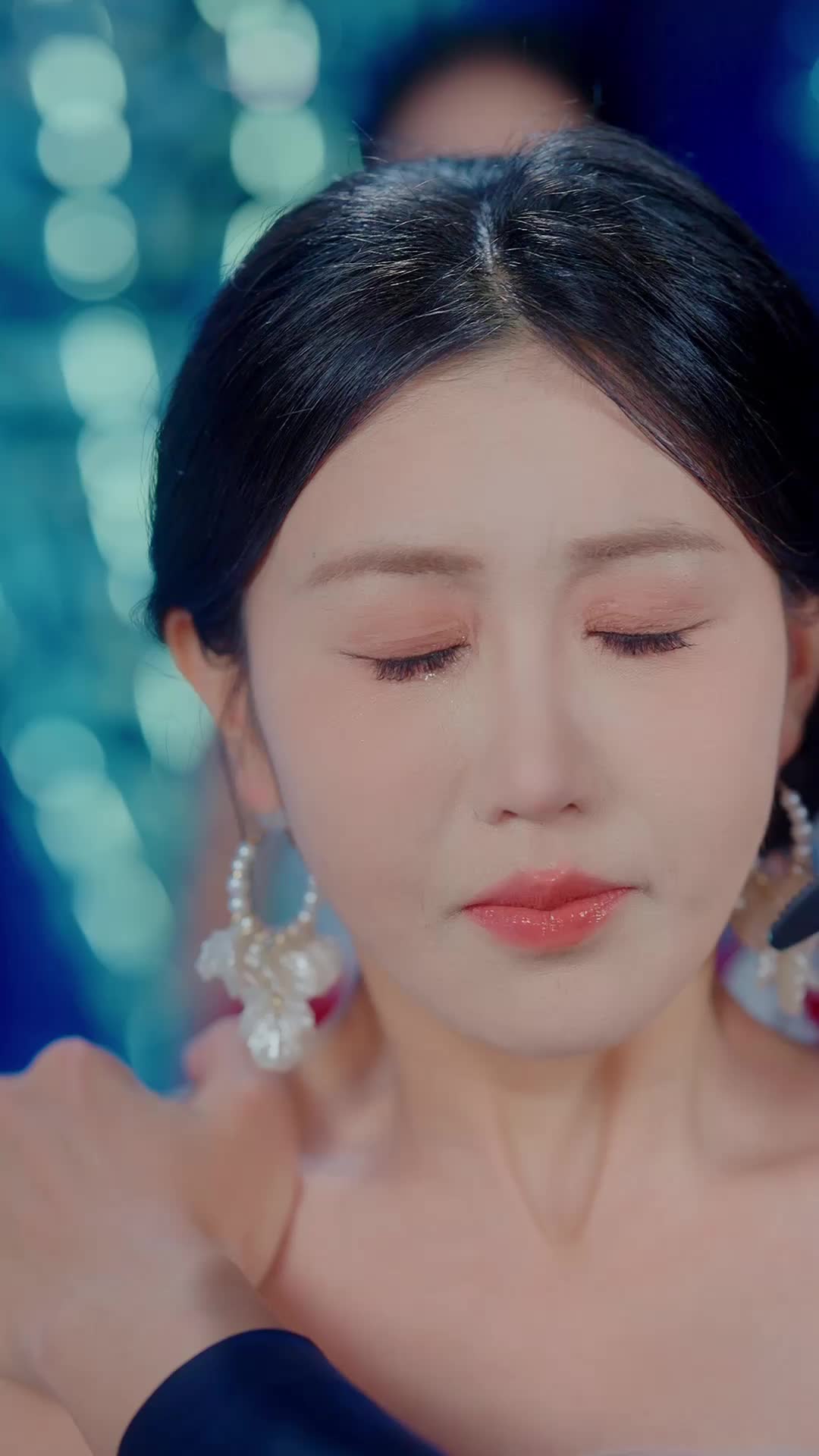 Episode 24 of To Love, To Loathe, To Return