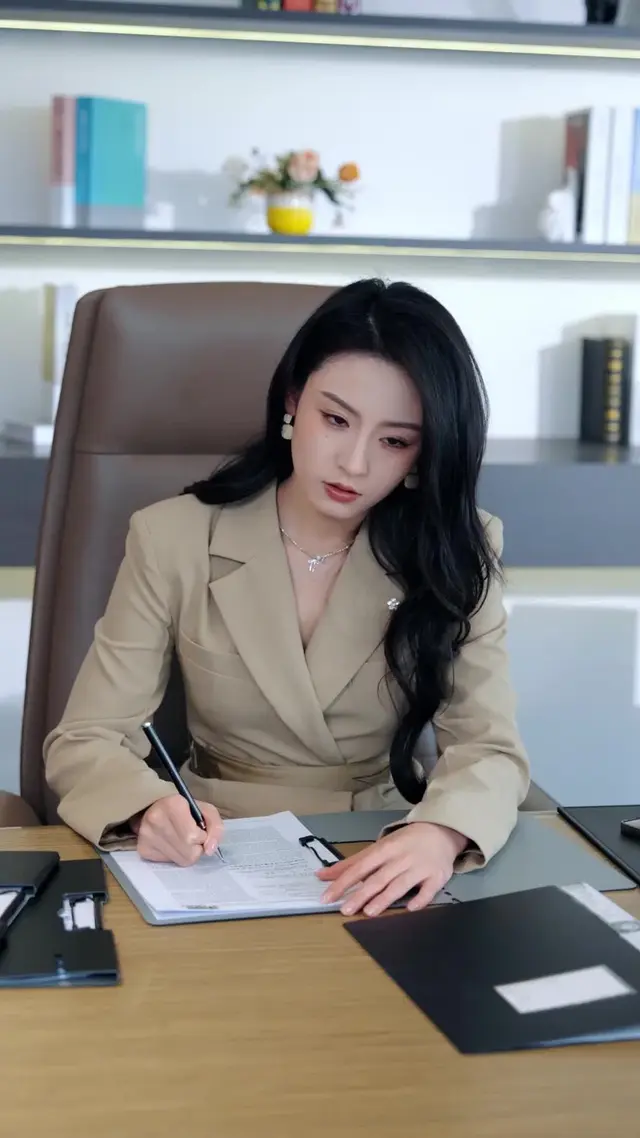 Episode 40 of Too Late, Mr. CEO