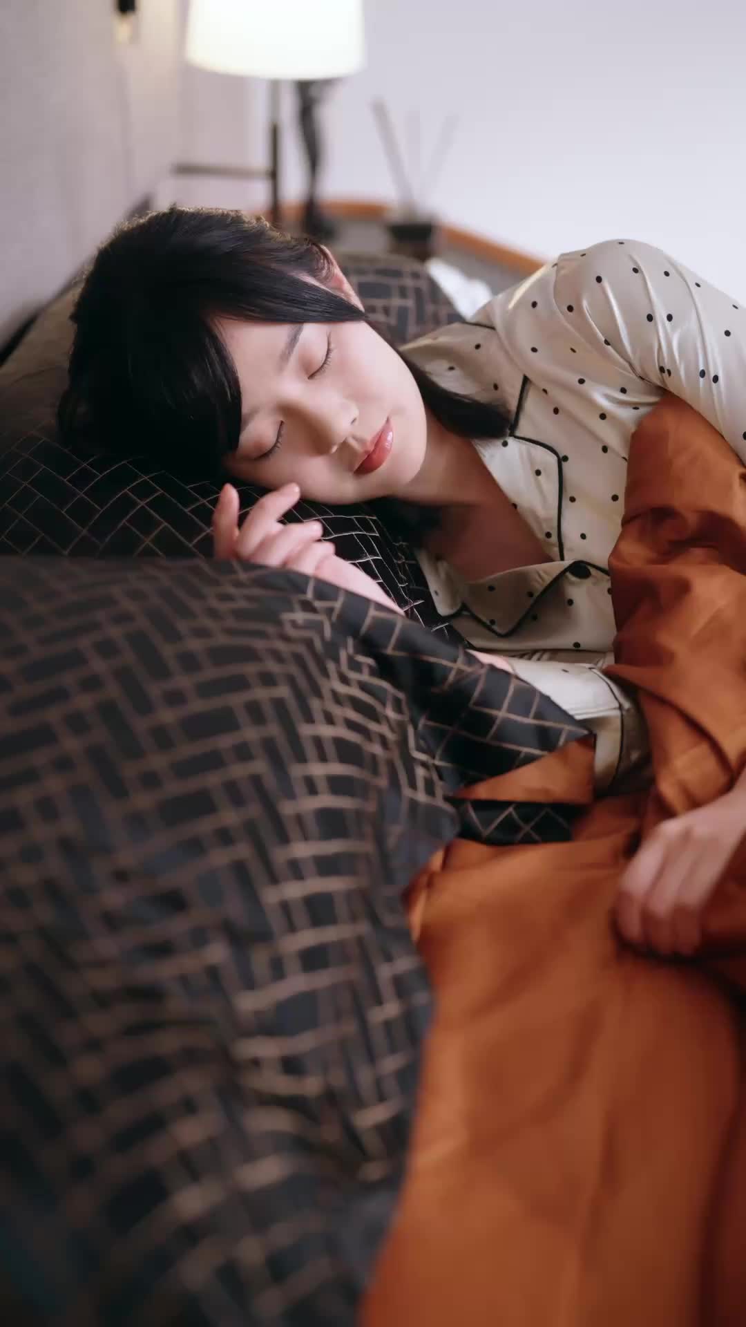 Episode 33 of Trapped in a Billionaire's Love