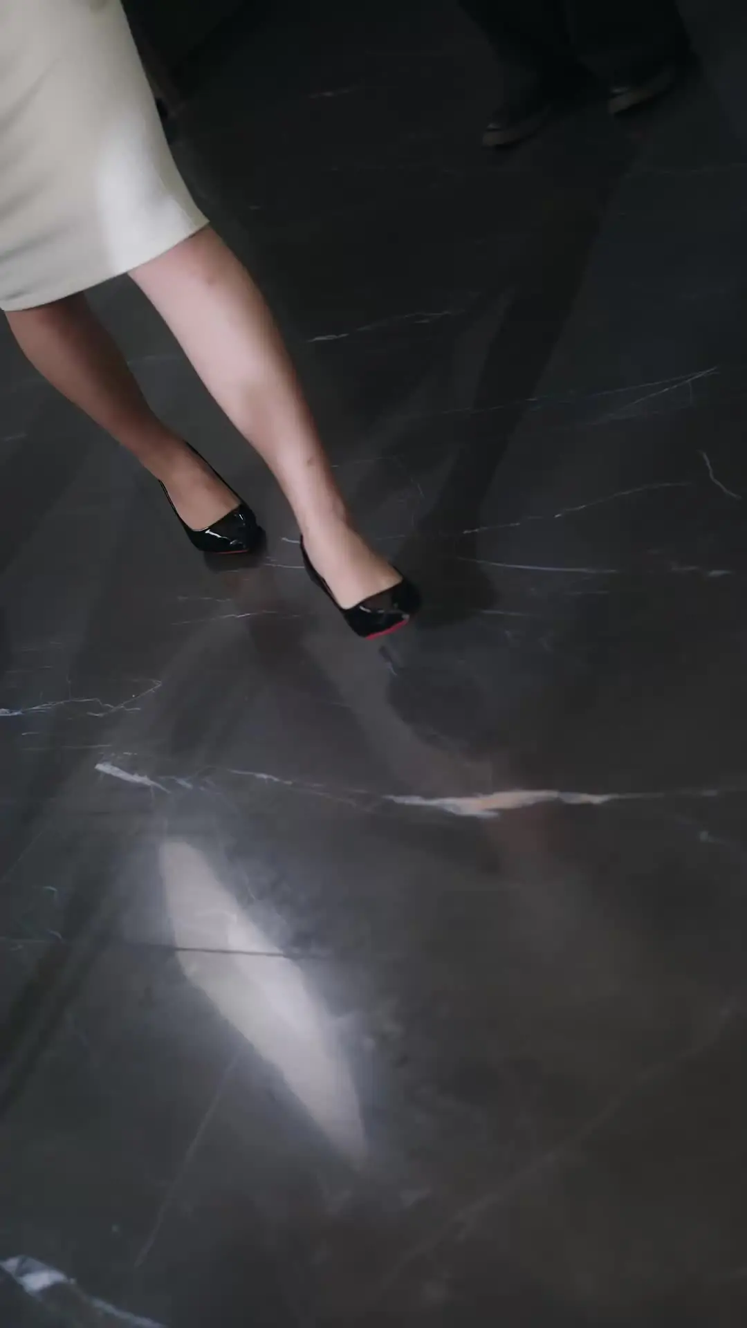 Episode 11 of Trapped in Her Skin, Switched by Fate's Spin