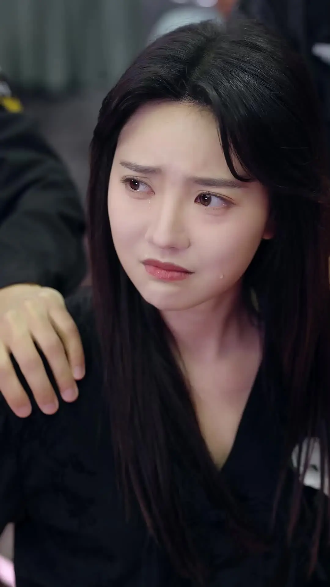 Episode 14 of Trapped in My Enemy's Embrace