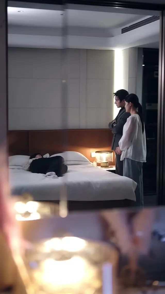 Episode 28 of Trapped in My Enemy's Embrace