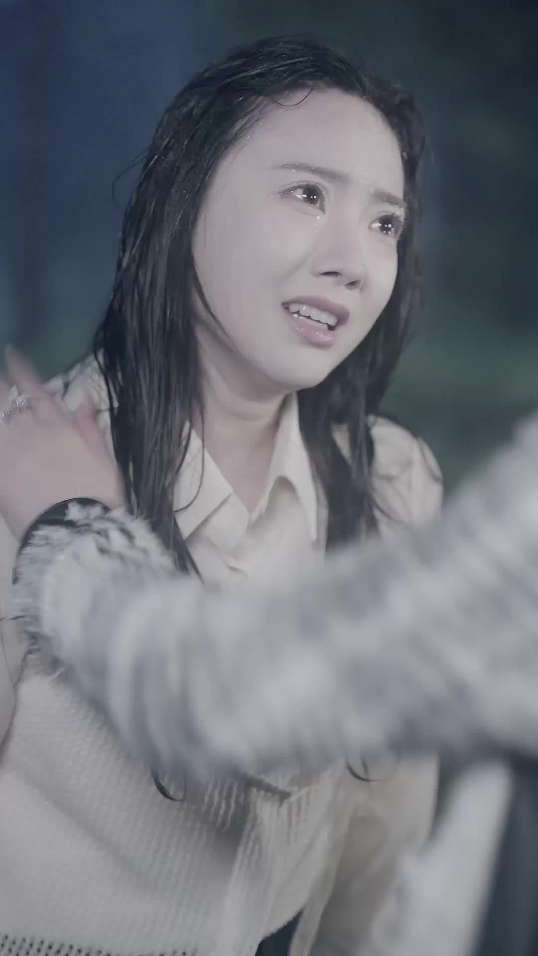 Episode 4 of Trapped in My Enemy's Embrace