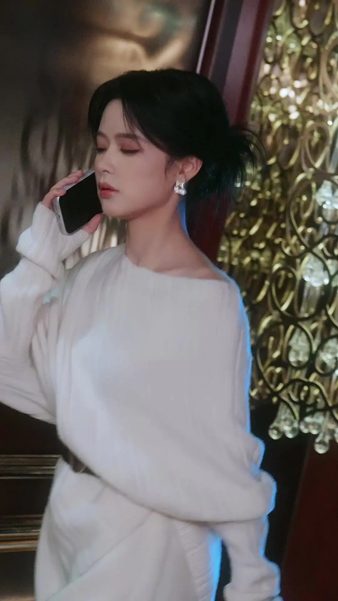 Episode 1 of True Heiress, Stolen Light