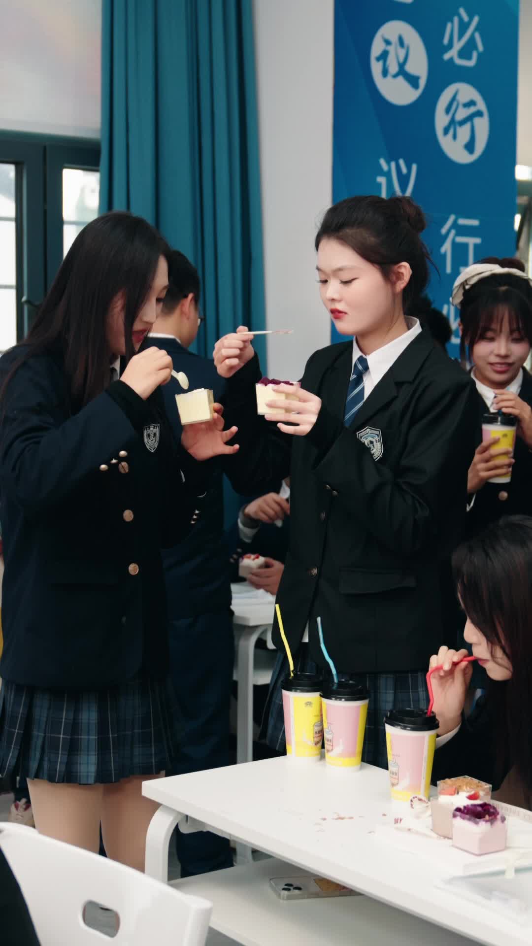 Episode 16 of True Heiress Takes High School
