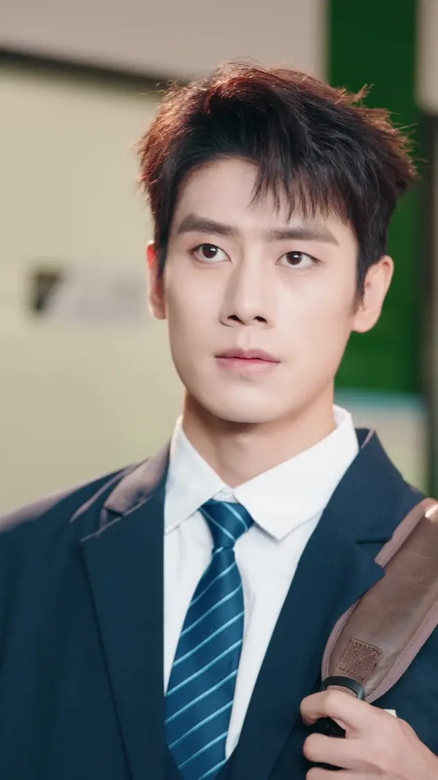 Episode 24 of True Heiress Takes High School