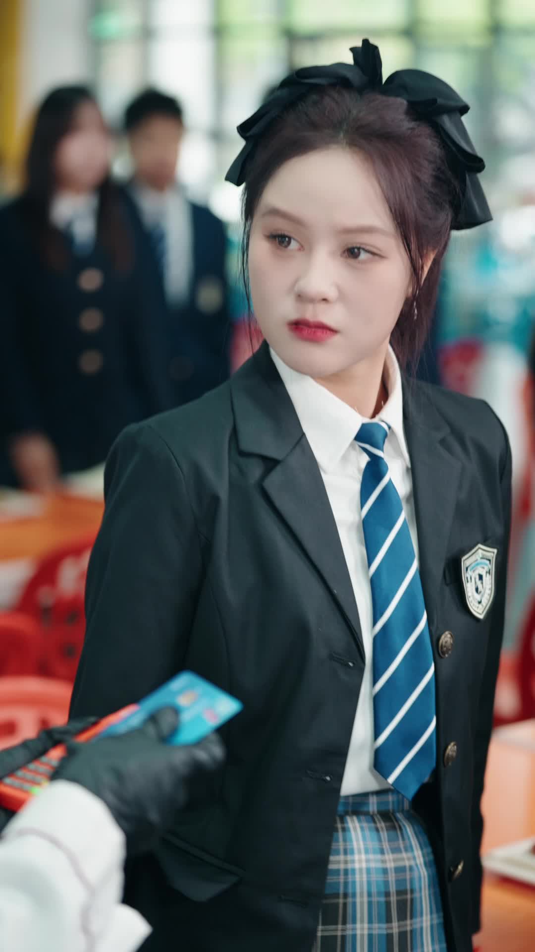 Episode 3 of True Heiress Takes High School