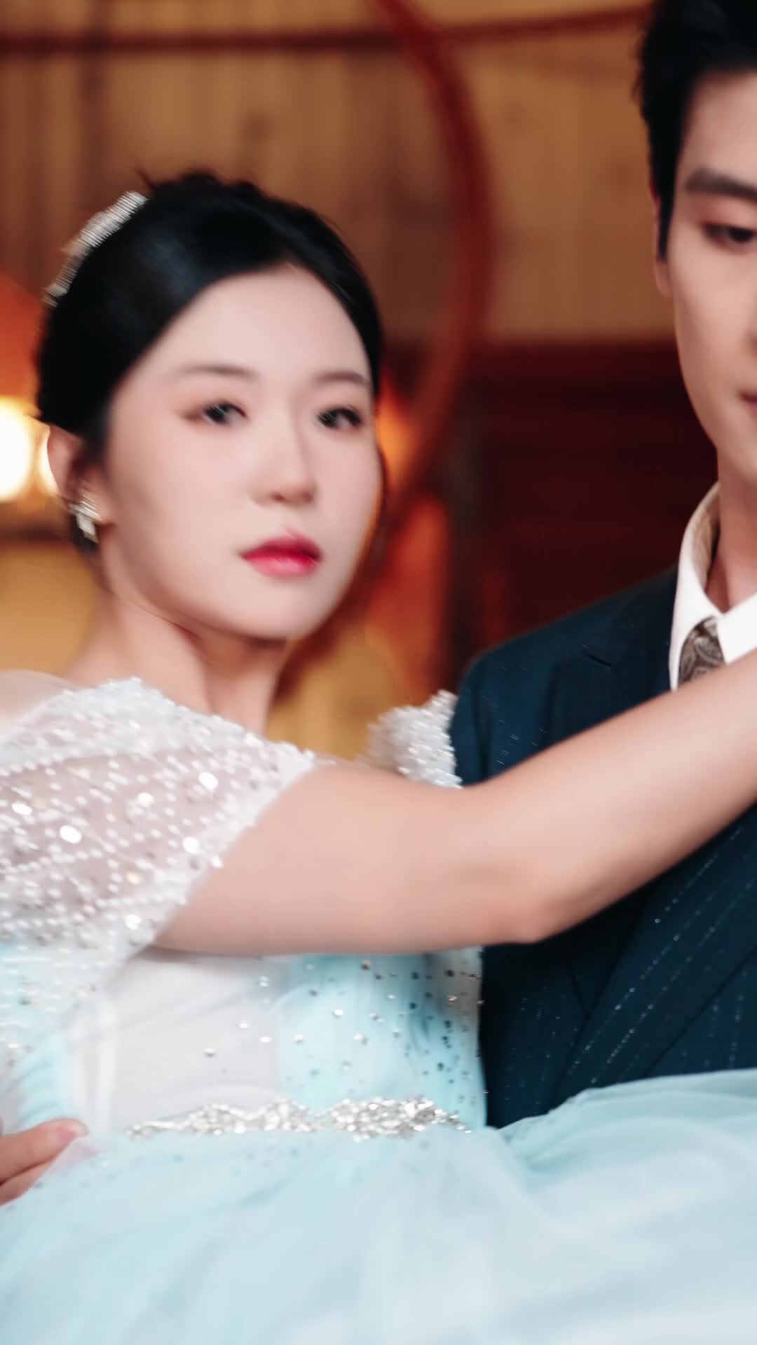Episode 55 of True Heiress Takes High School
