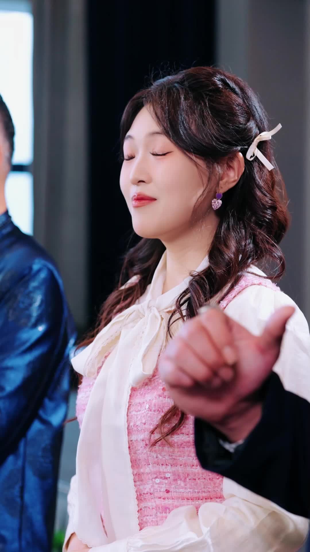 Episode 10 of True Heiress: Trading Up My Family