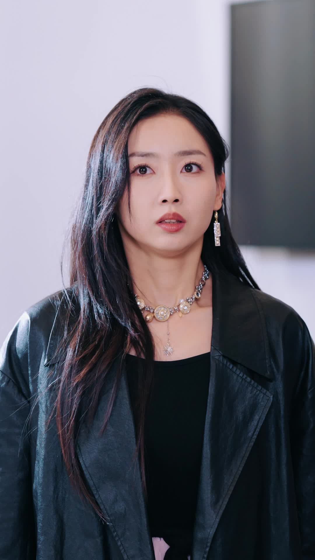 Episode 2 of True Heiress: Trading Up My Family