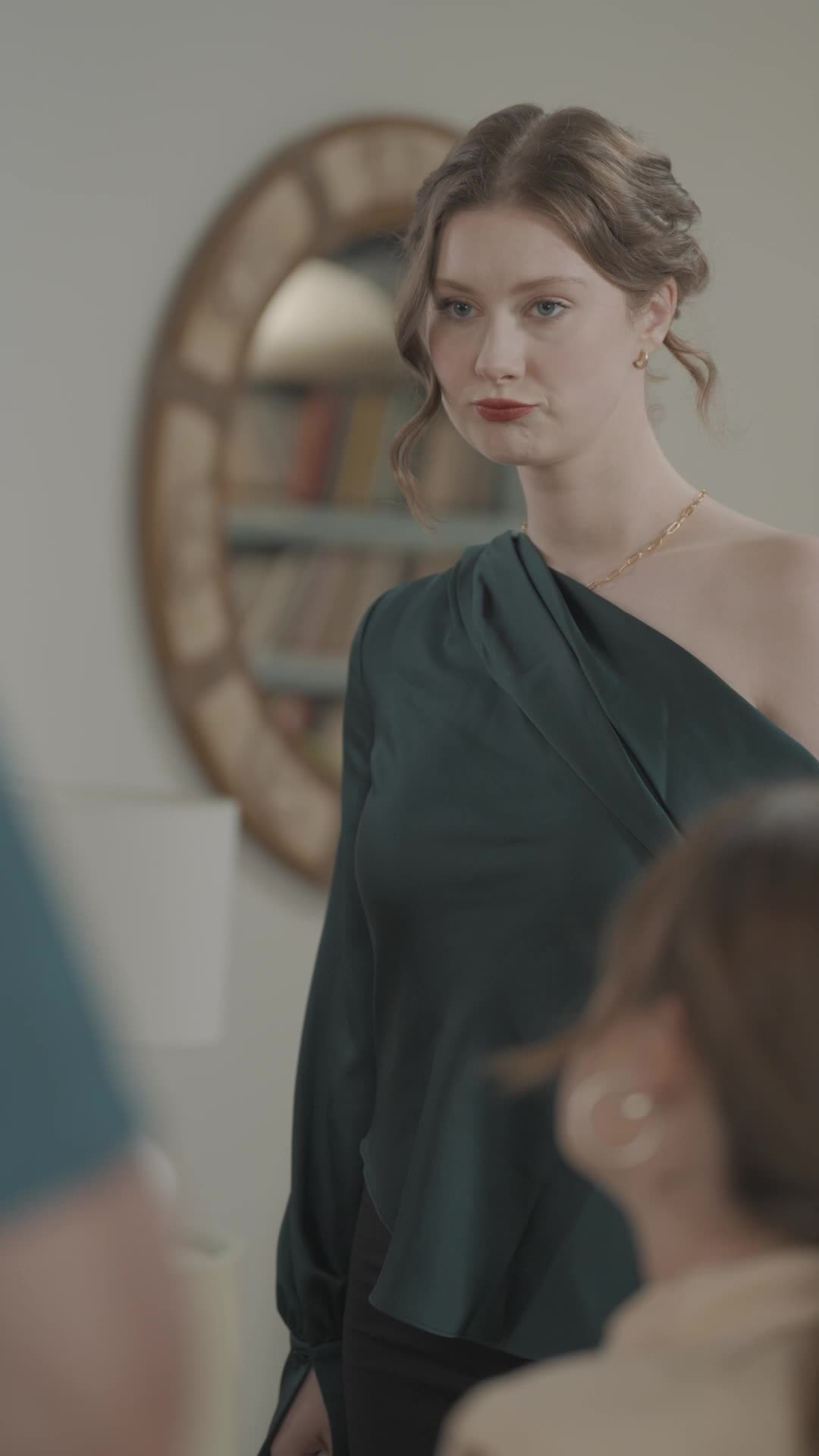 Episode 35 of Undercover Heiress