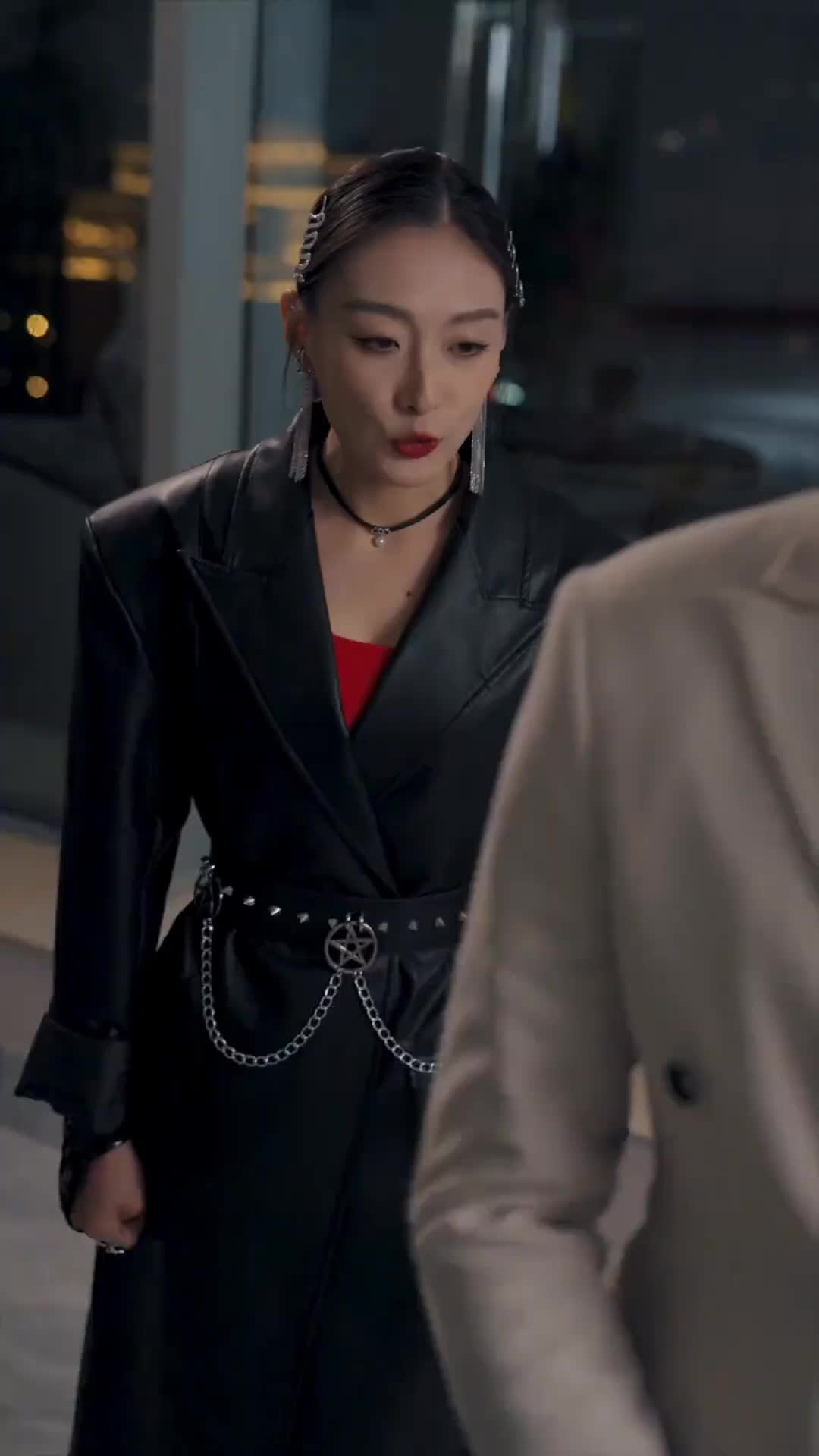 Episode 74 of Underworld King Fights For His Wife