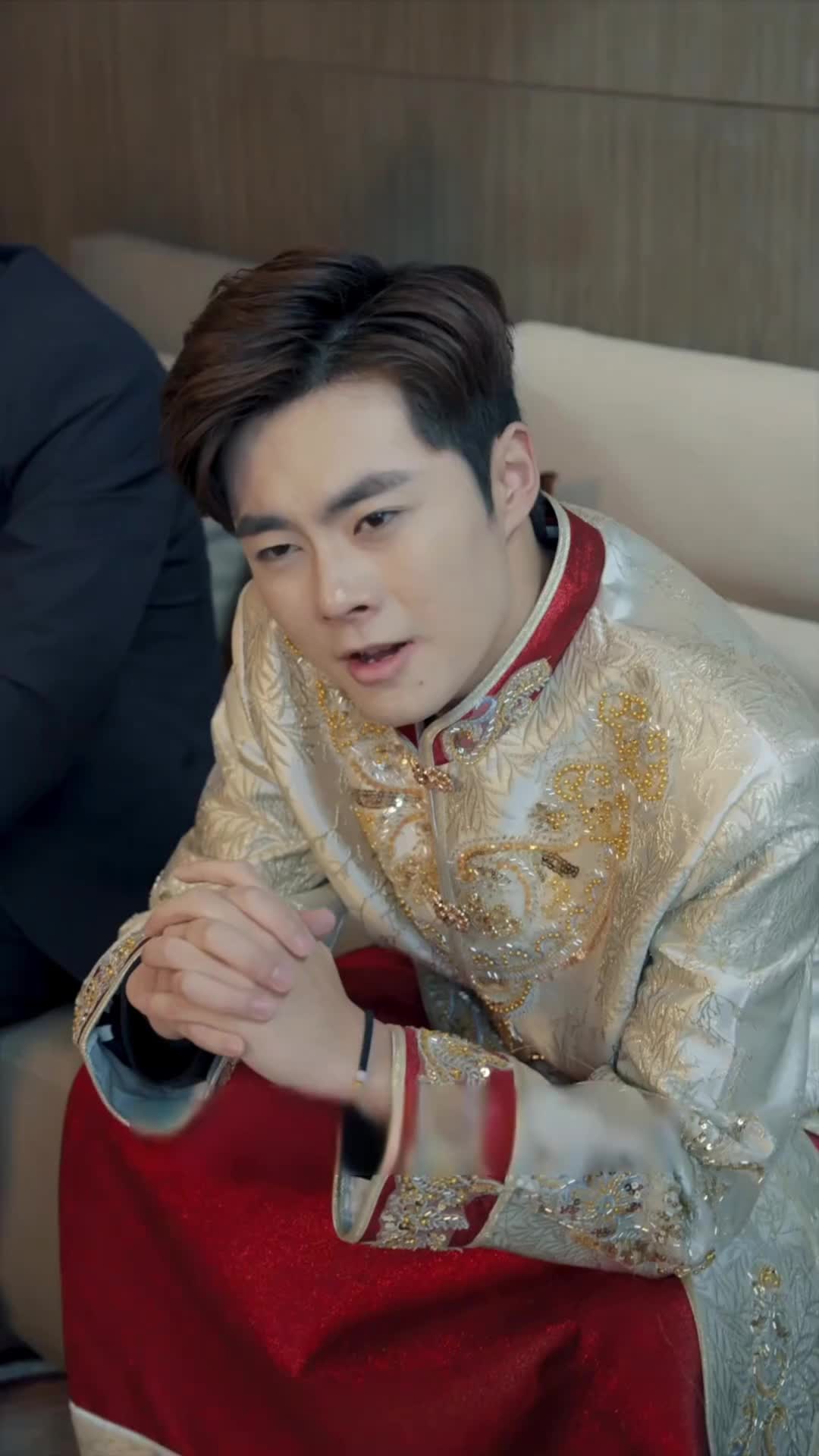 Episode 76 of Underworld King Fights For His Wife