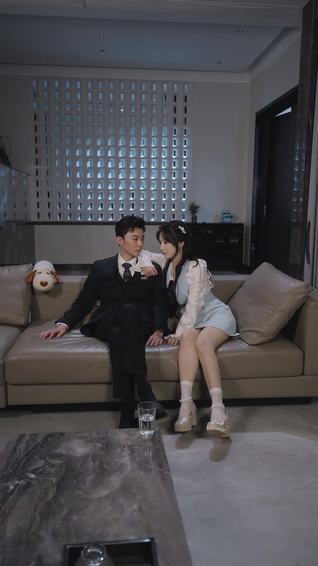 Episode 10 of Untouchable Woman