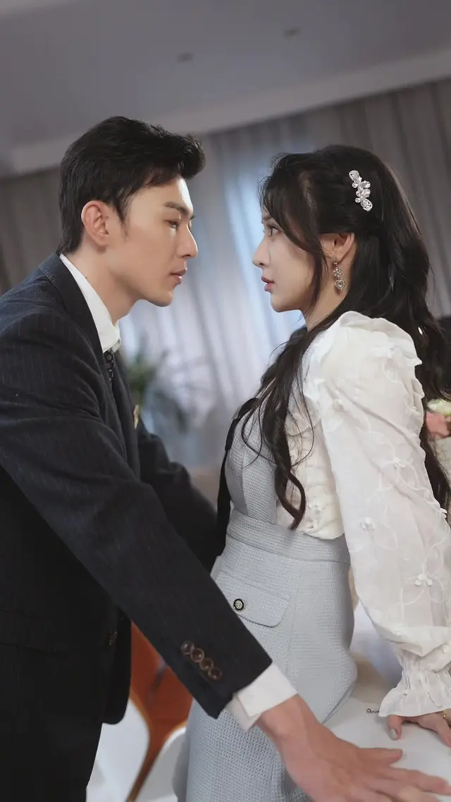 Episode 13 of Untouchable Woman