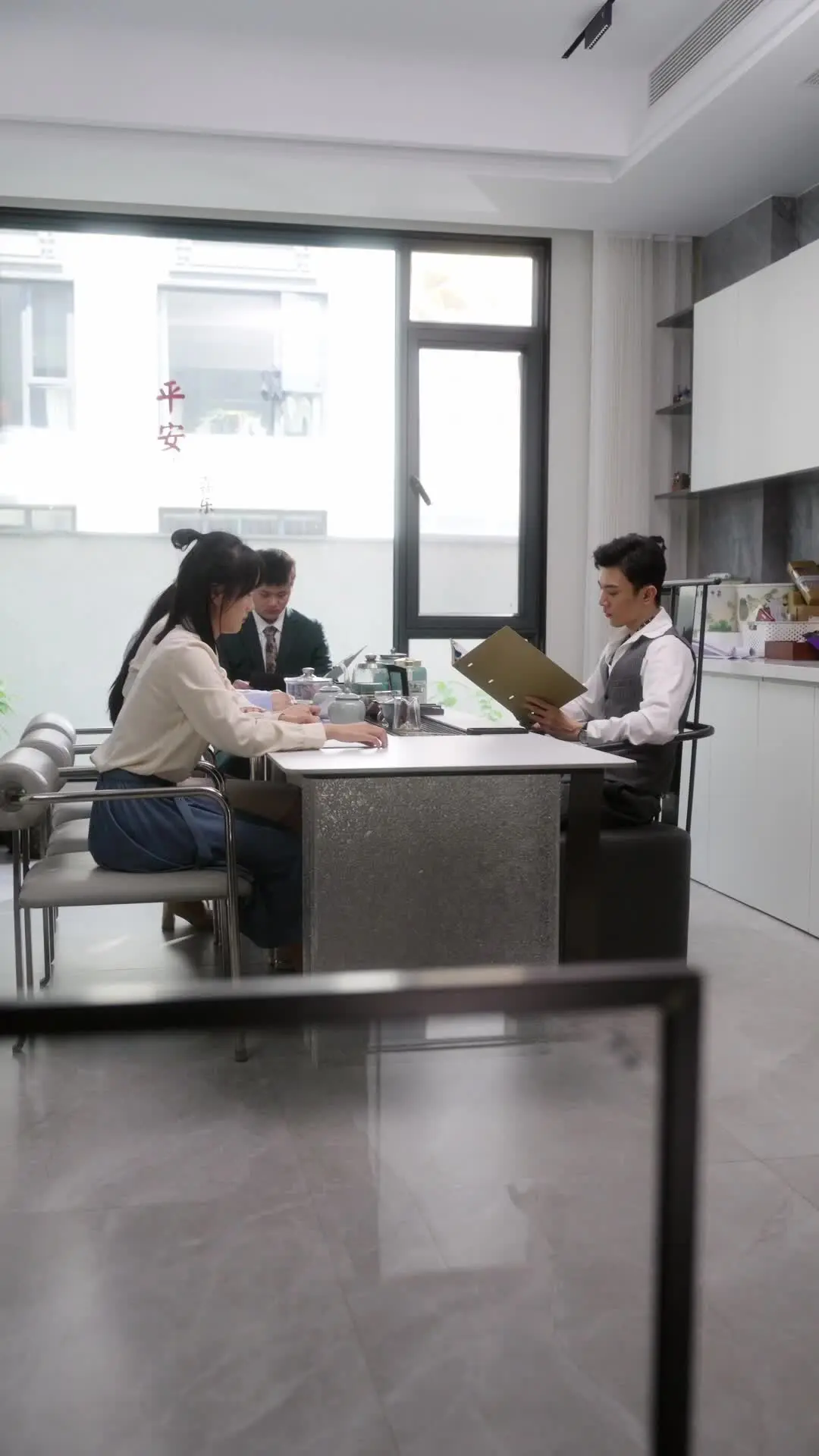 Episode 41 of Untouchable Woman