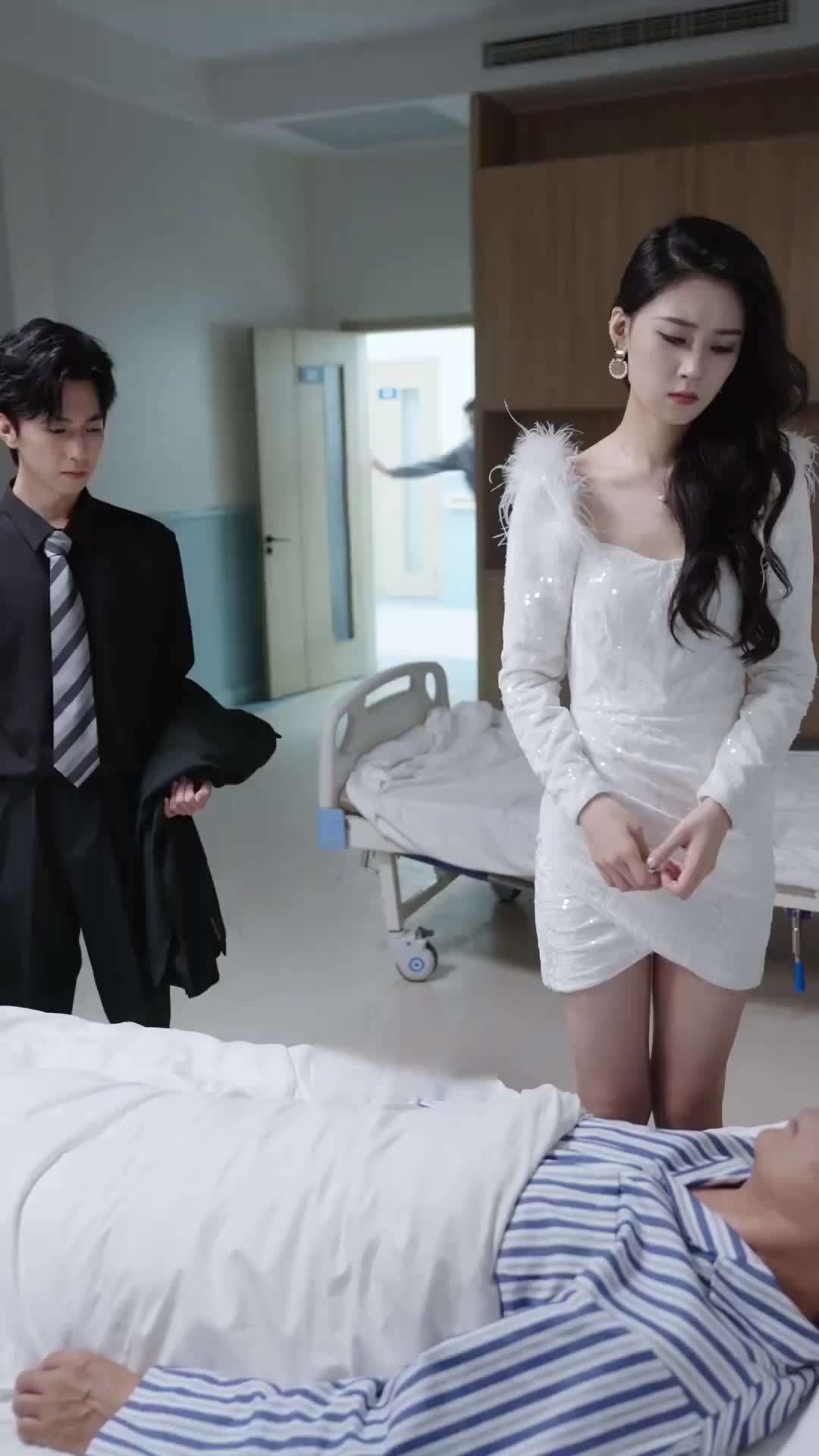 Episode 8 of Virtuous Wife Supports My Ambitions
