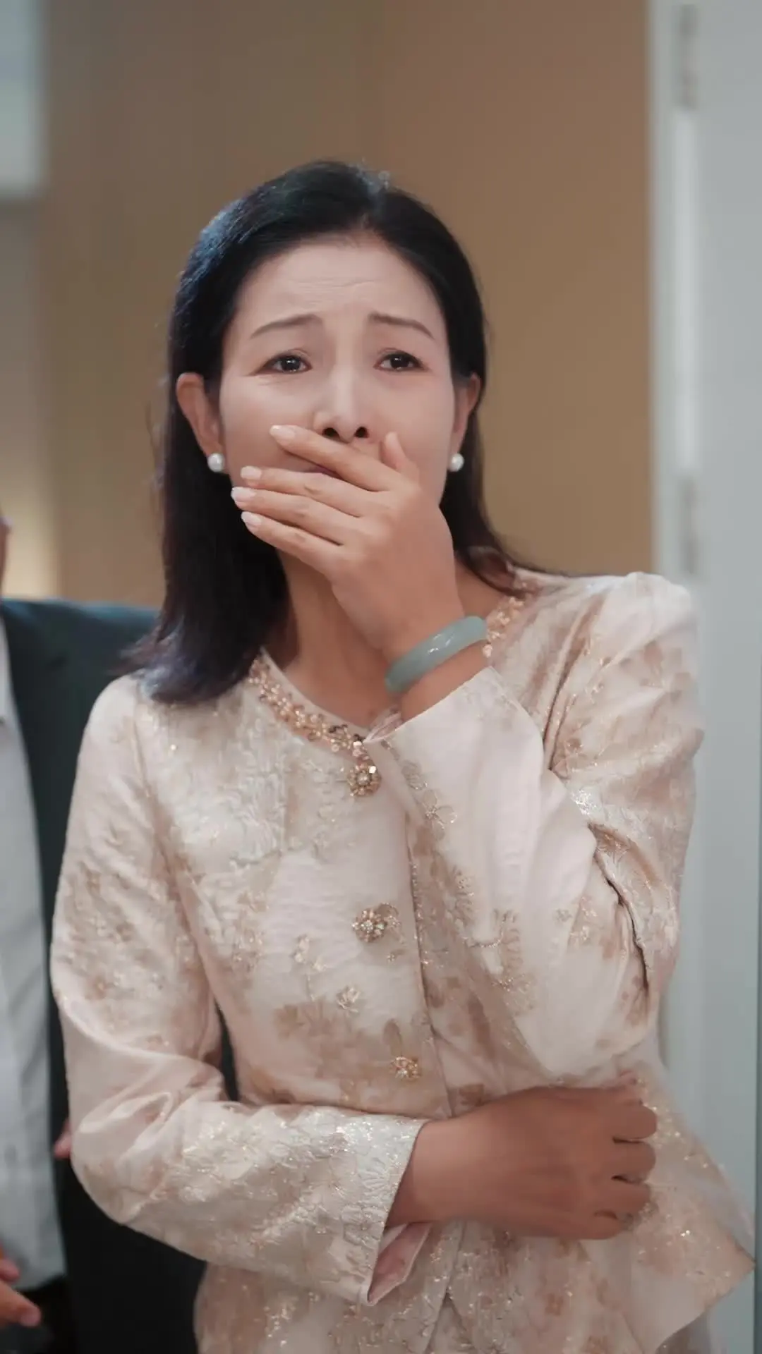 Episode 5 of We Met Long Before the Wedding