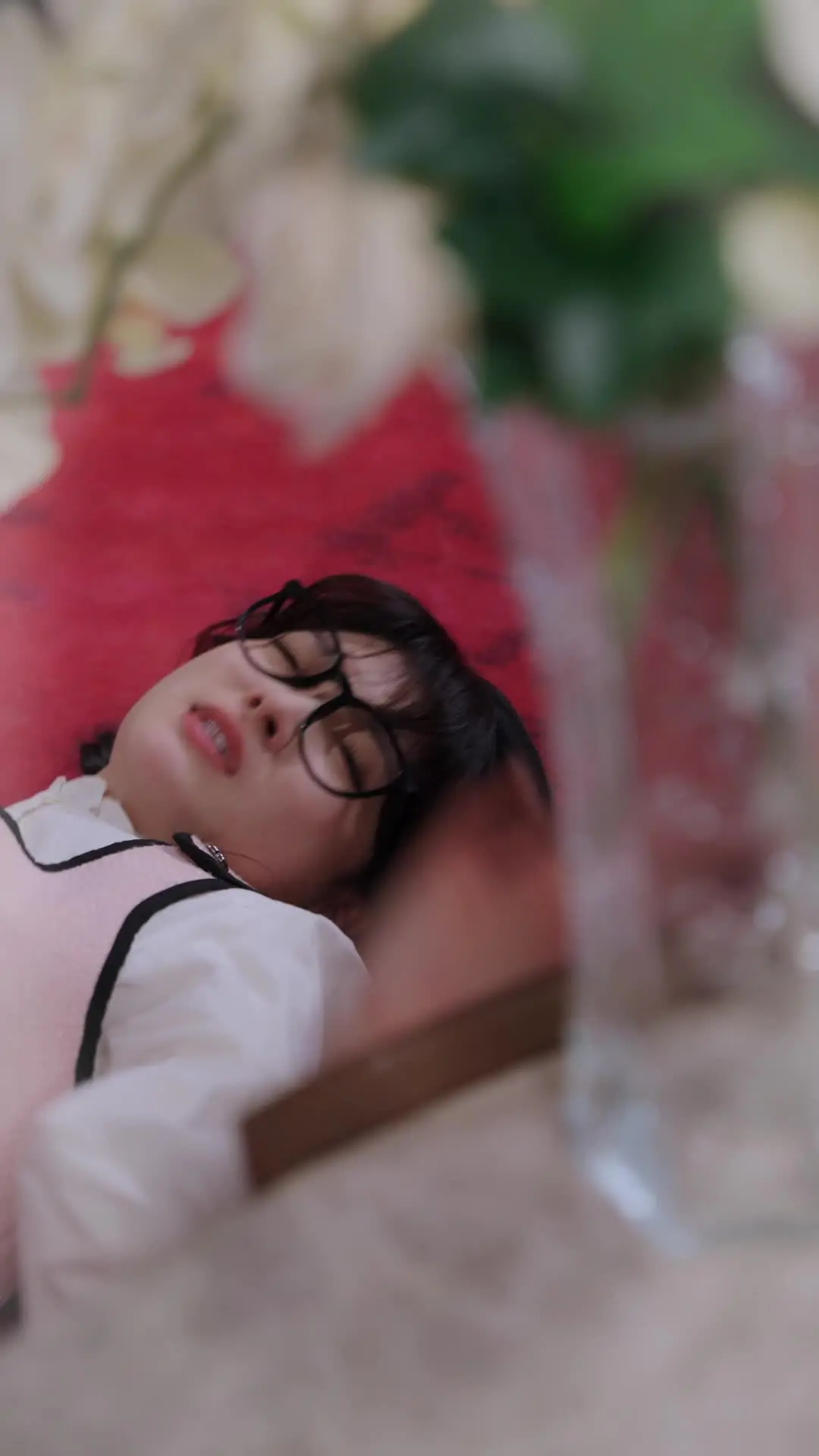 Episode 34 of Who Is the Bride's Husband?